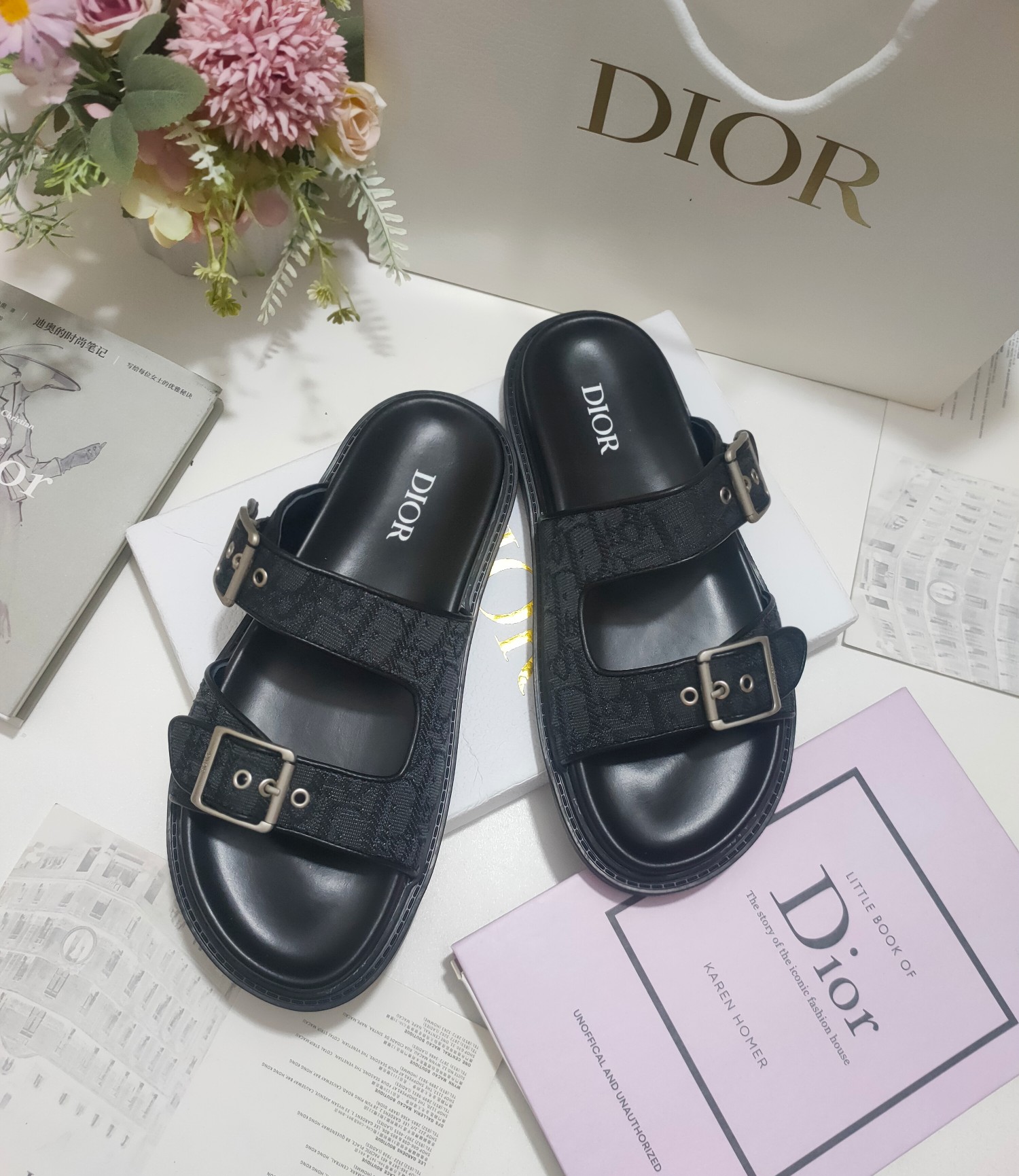 Perfekt
 Dior Schuhe Sandalen Schwarz Khaki Drucken Rindsleder Kautschuk Oblique Lässig