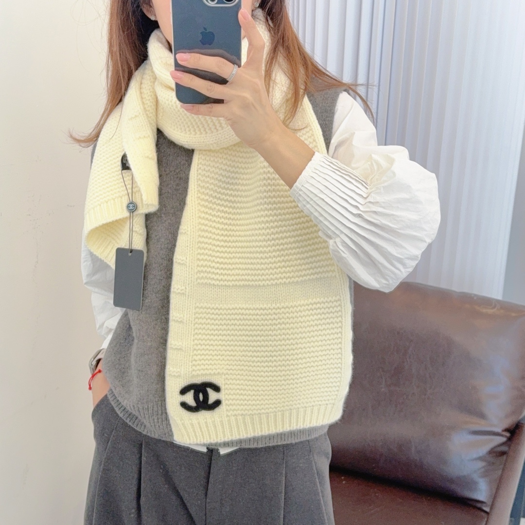 NO:552631,Xiaoxiang double-sided jacquard knitted scarf, classic design of Grandma Xiang’s family, knitted cashmere fabric, soft to the touch and skin-friendly, double-sided, specifications: 30*180 ordinary scarf, ordinary scarf19860909小香双面提花针织围巾 香奶奶家经典设计 针织羊绒面料 手感柔软亲肤 双面可用 规格30*180普通围巾,普通围巾,scarf