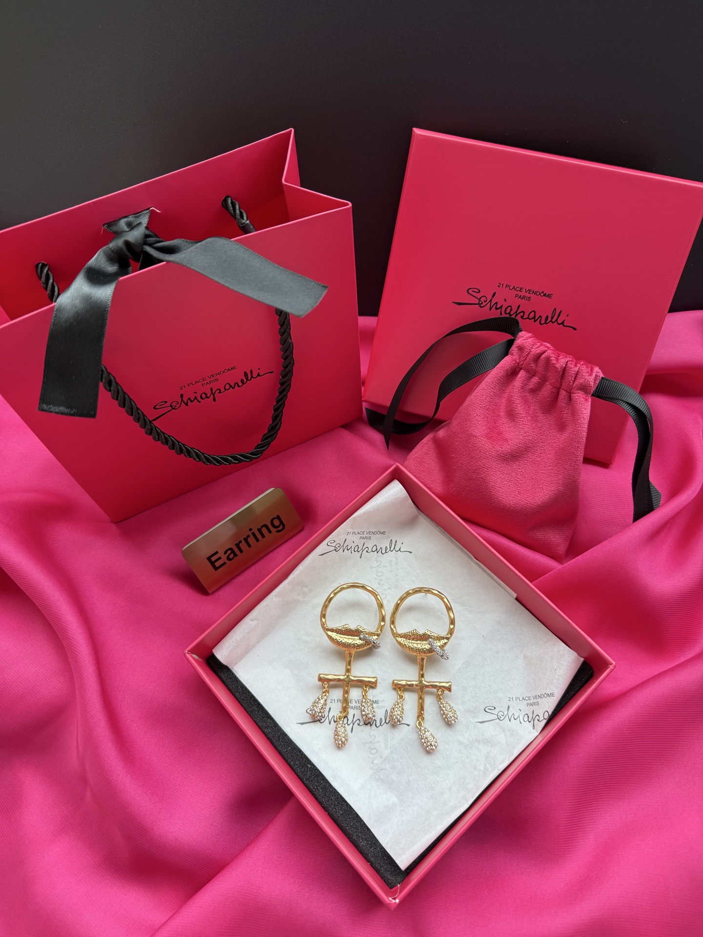Серьги Schiaparelli
