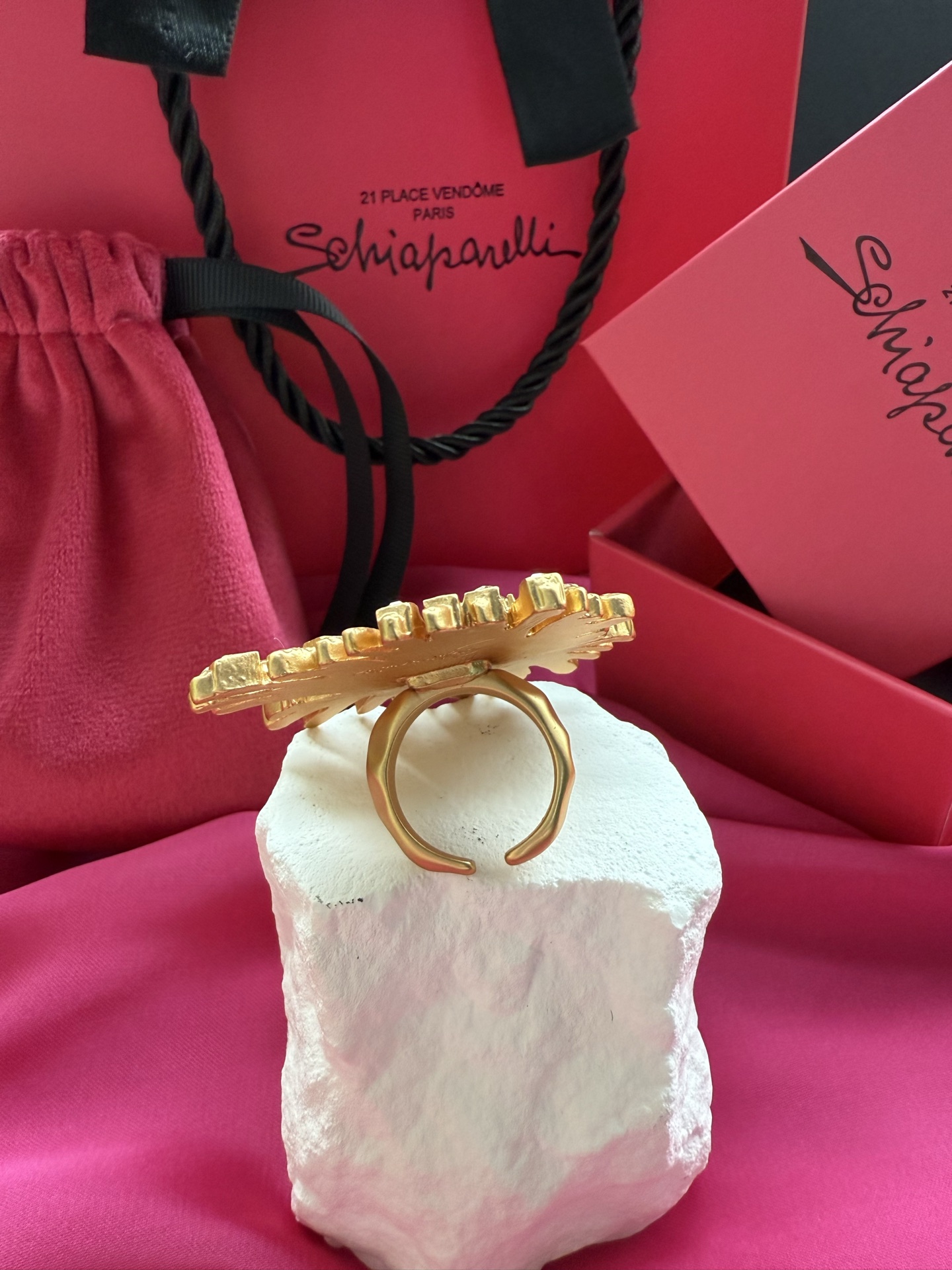 Кольцо с глазом Schiaparelli