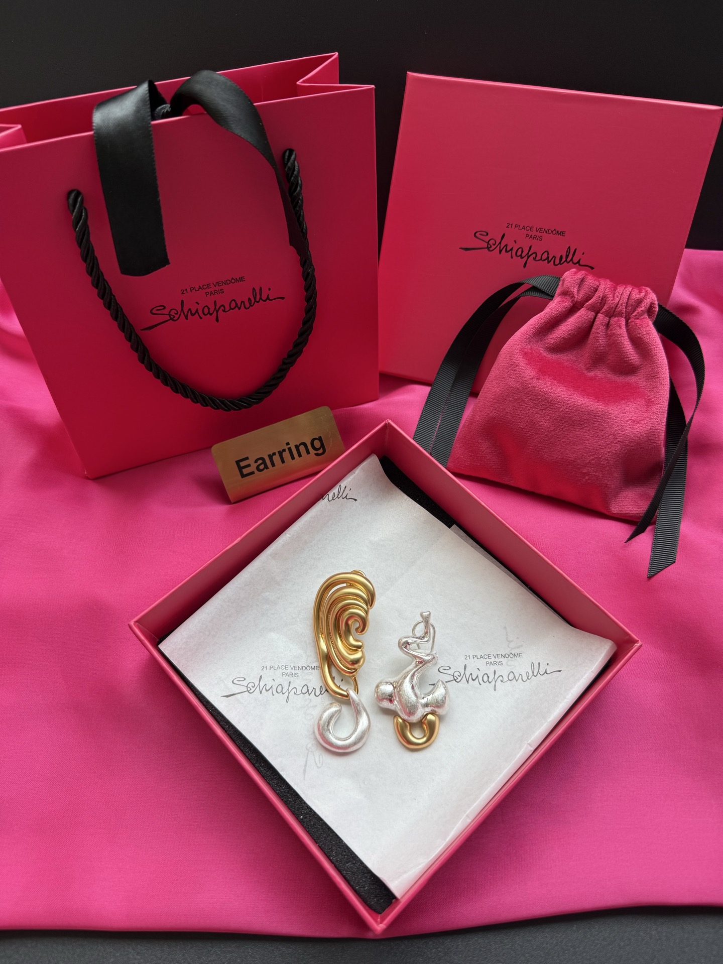 Серьги Schiaparelli