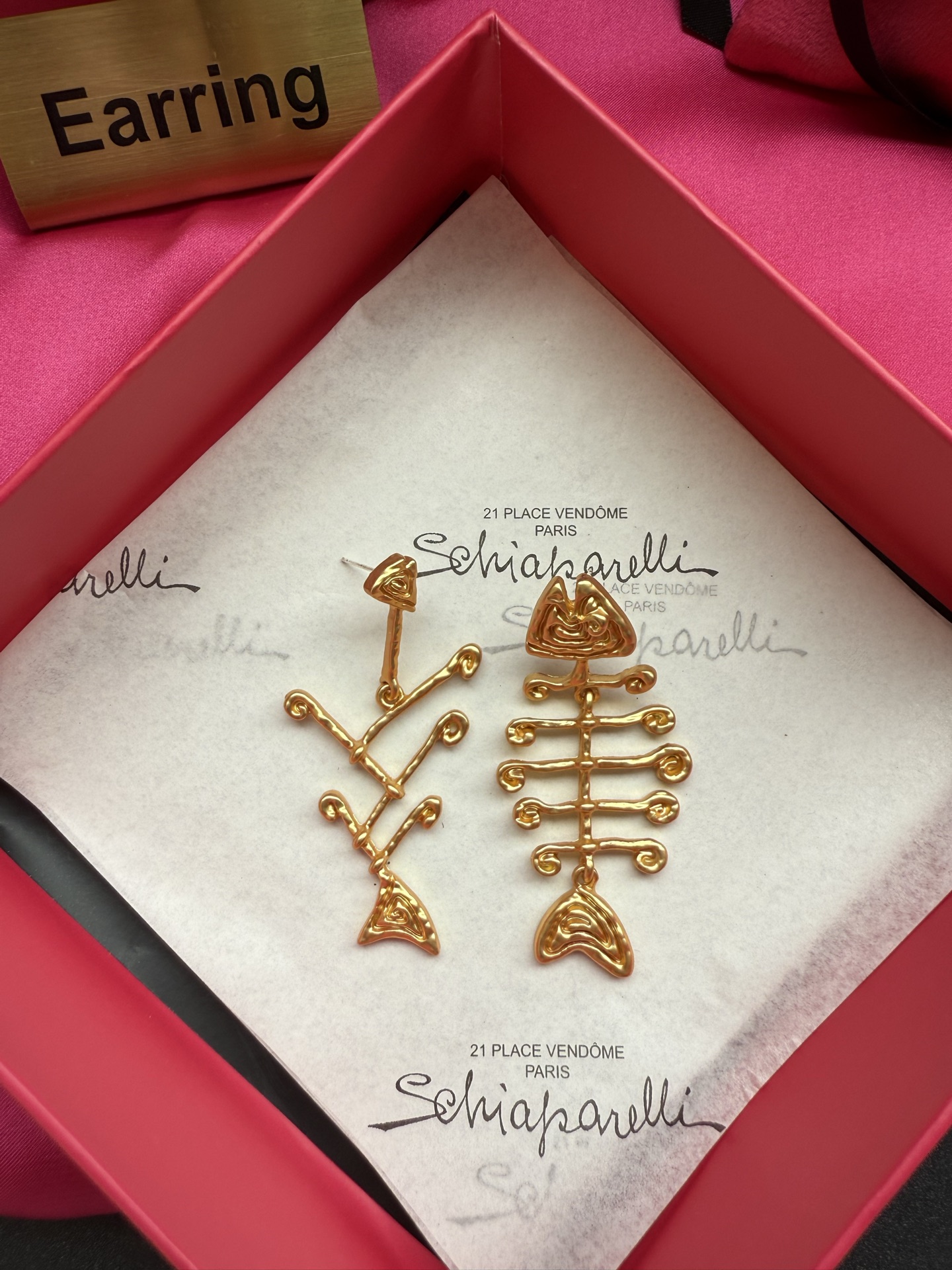 Серьги Schiaparelli