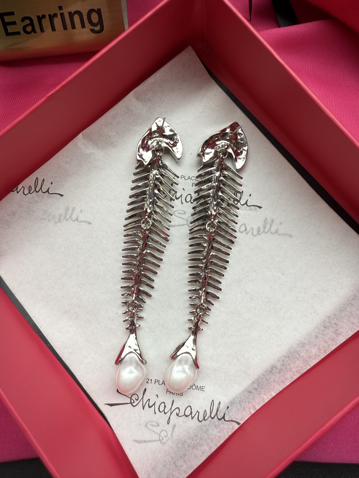 Серьги Schiaparelli