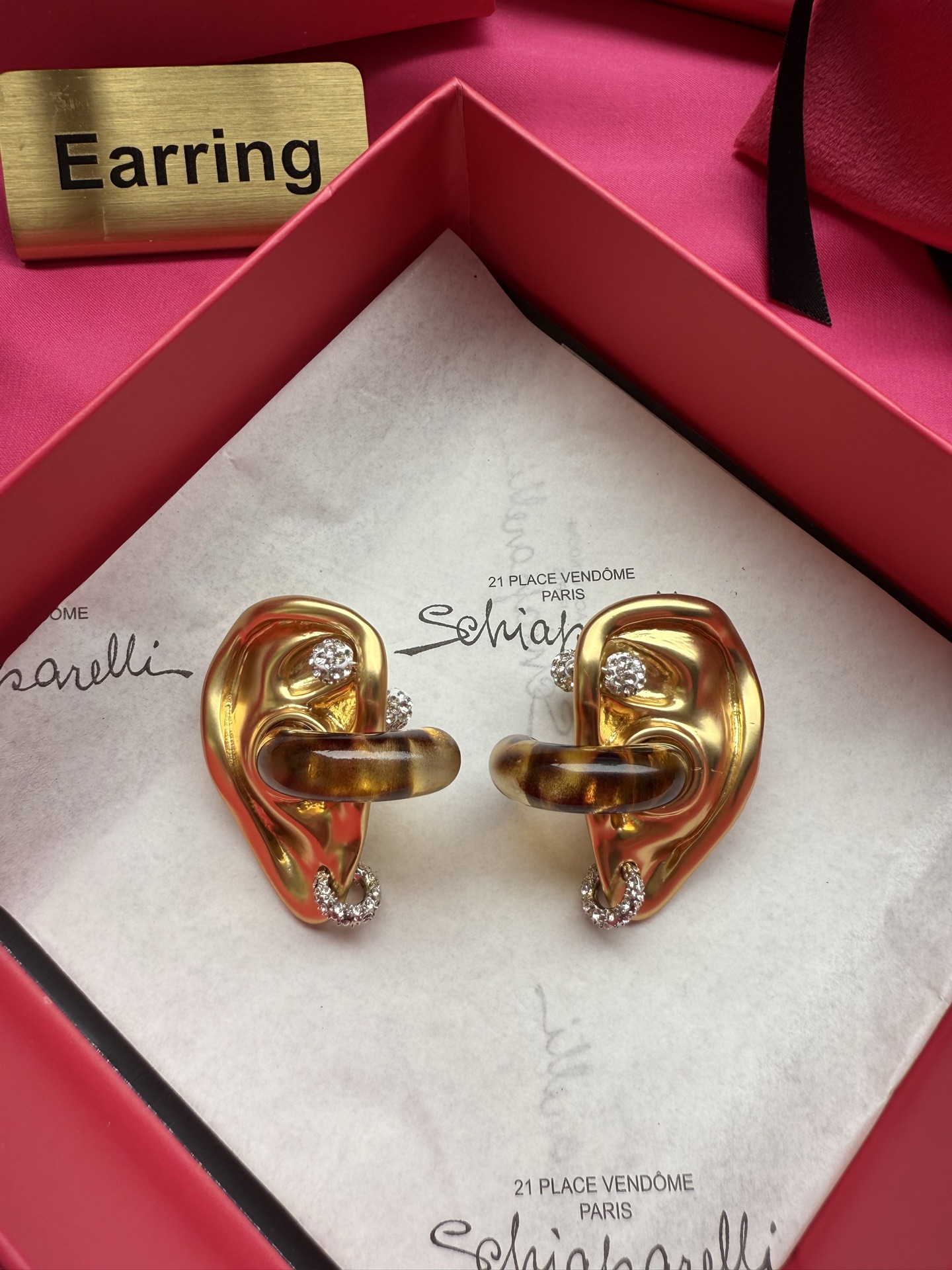 Серьги в форме уха с кристаллами Schiaparelli