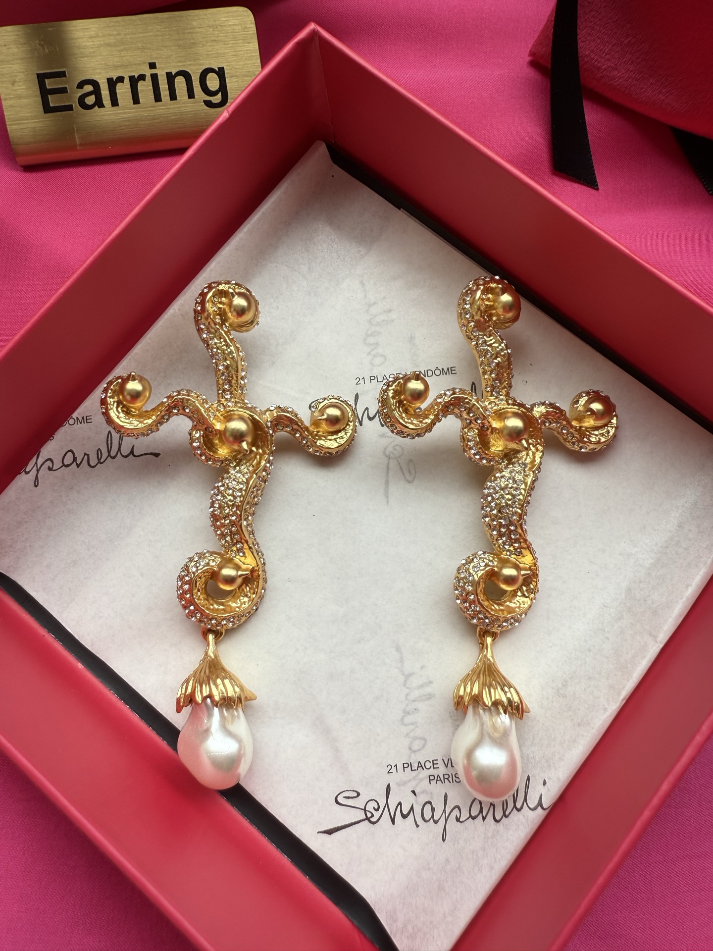 Серьги Schiaparelli
