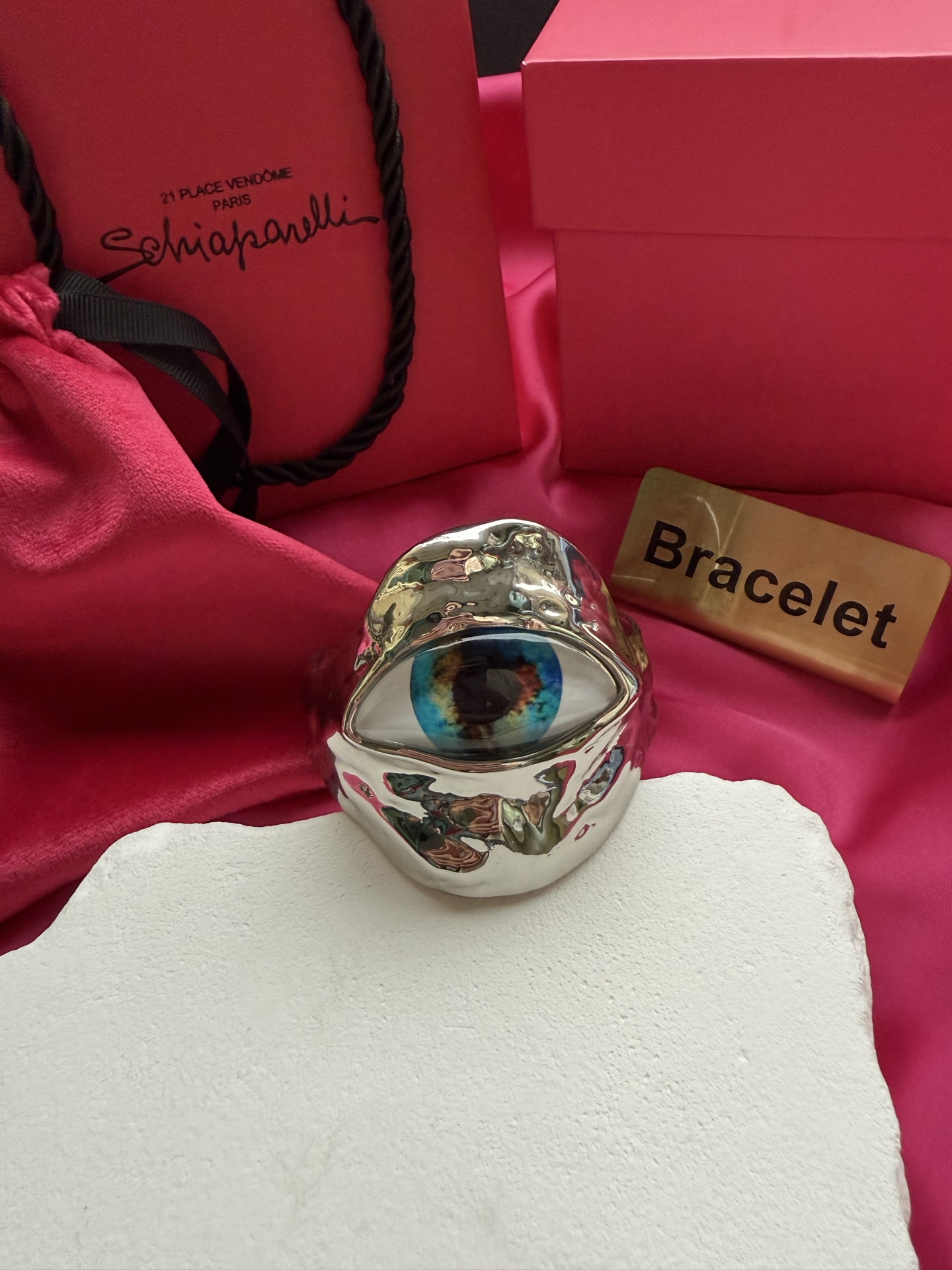Браслет Schiaparelli с глазом