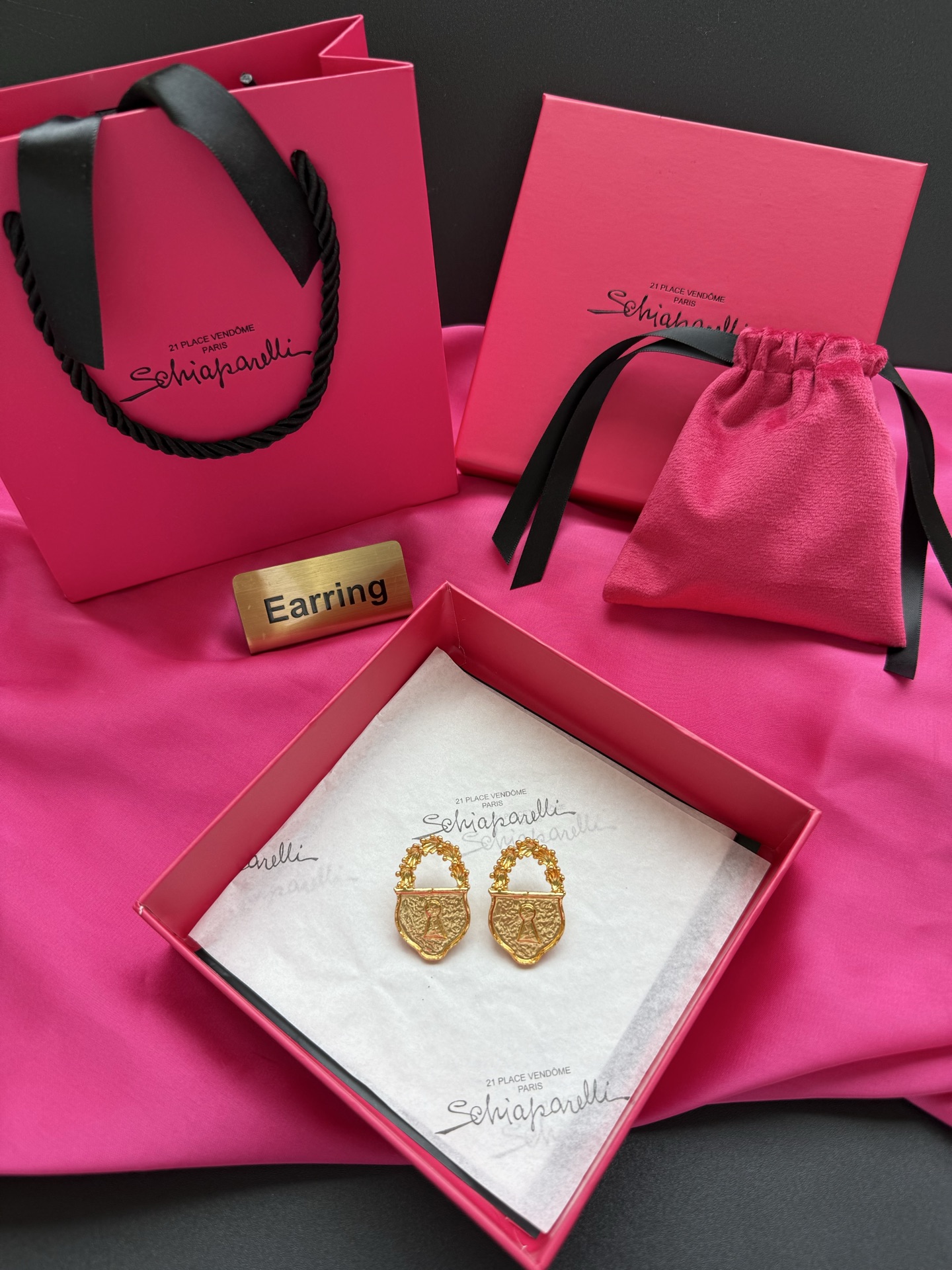 Серьги Schiaparelli