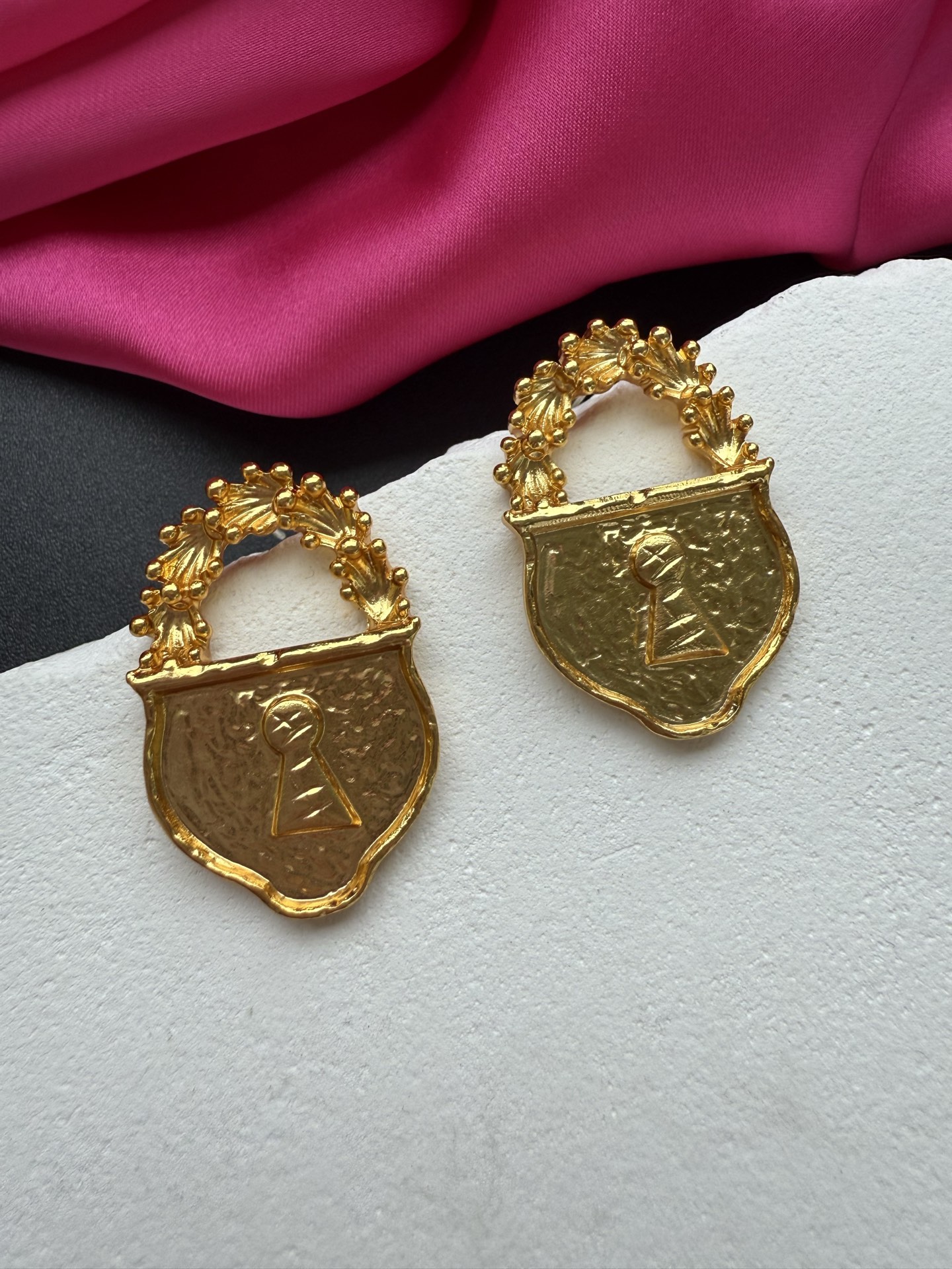 Серьги Schiaparelli