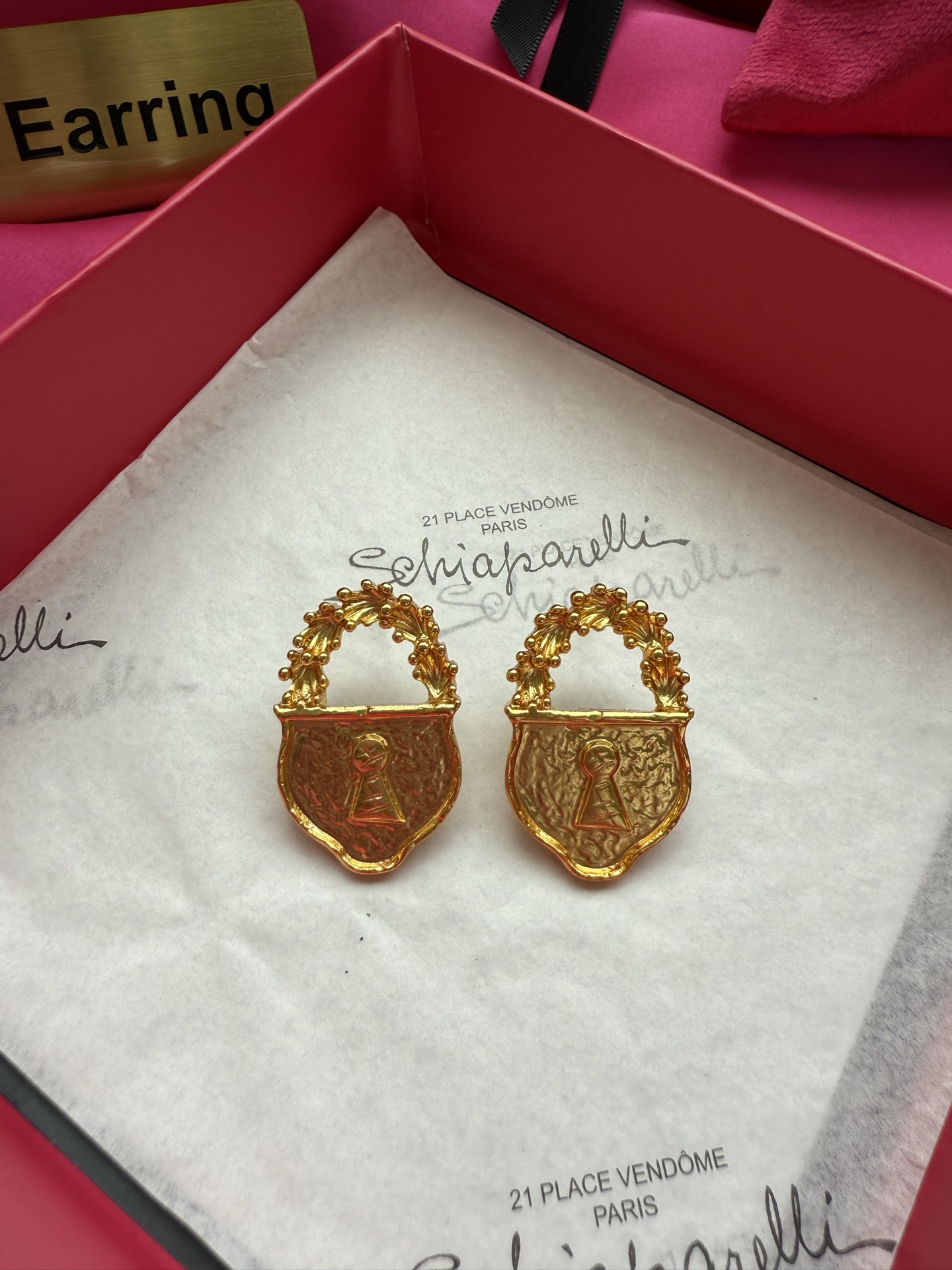 Серьги Schiaparelli