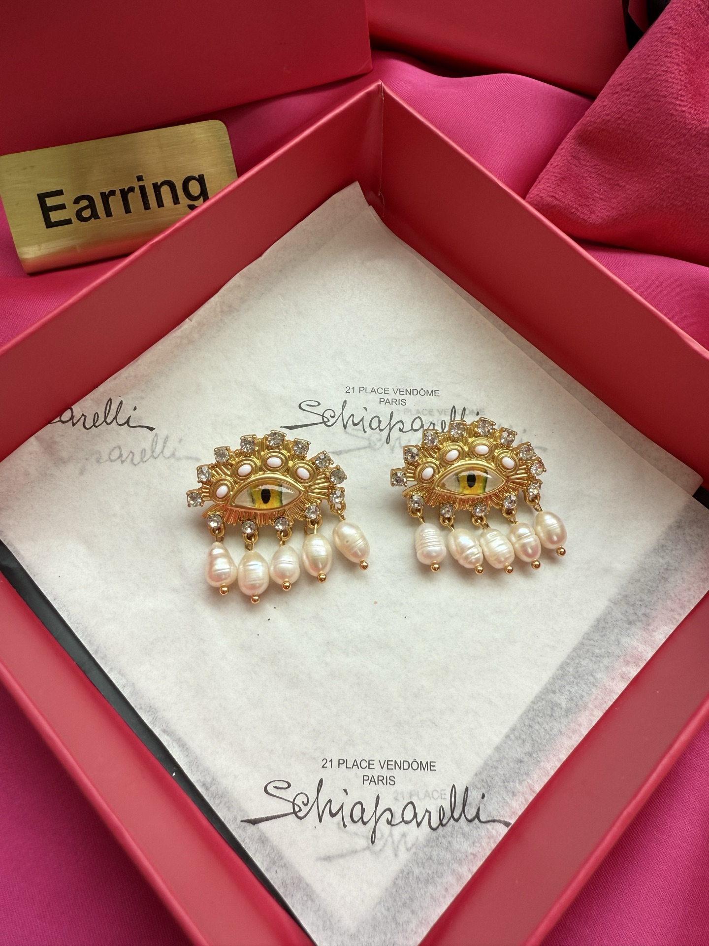 Серьги с глазом и жемчугом Schiaparelli