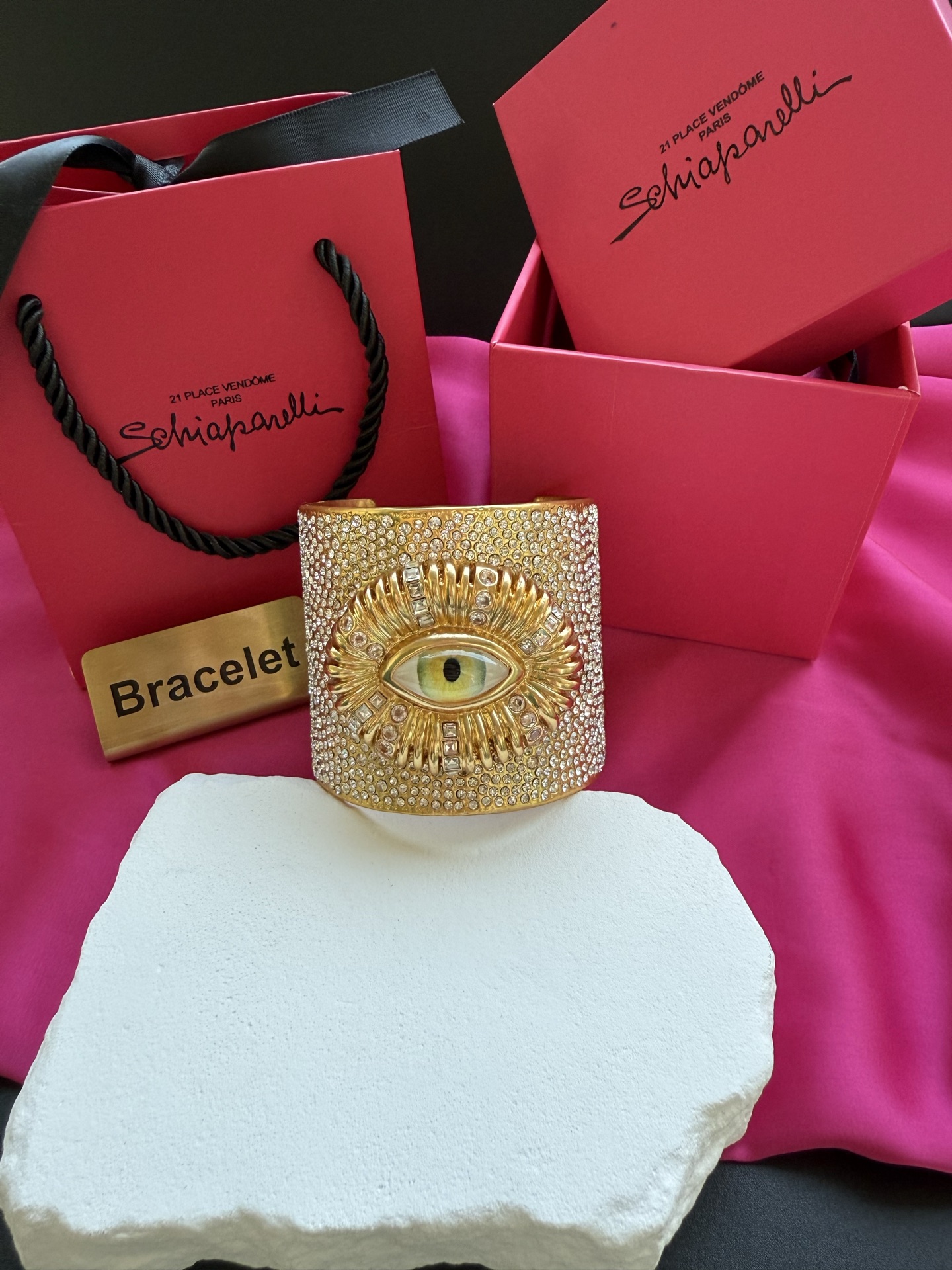 Браслет с глазом Schiaparelli