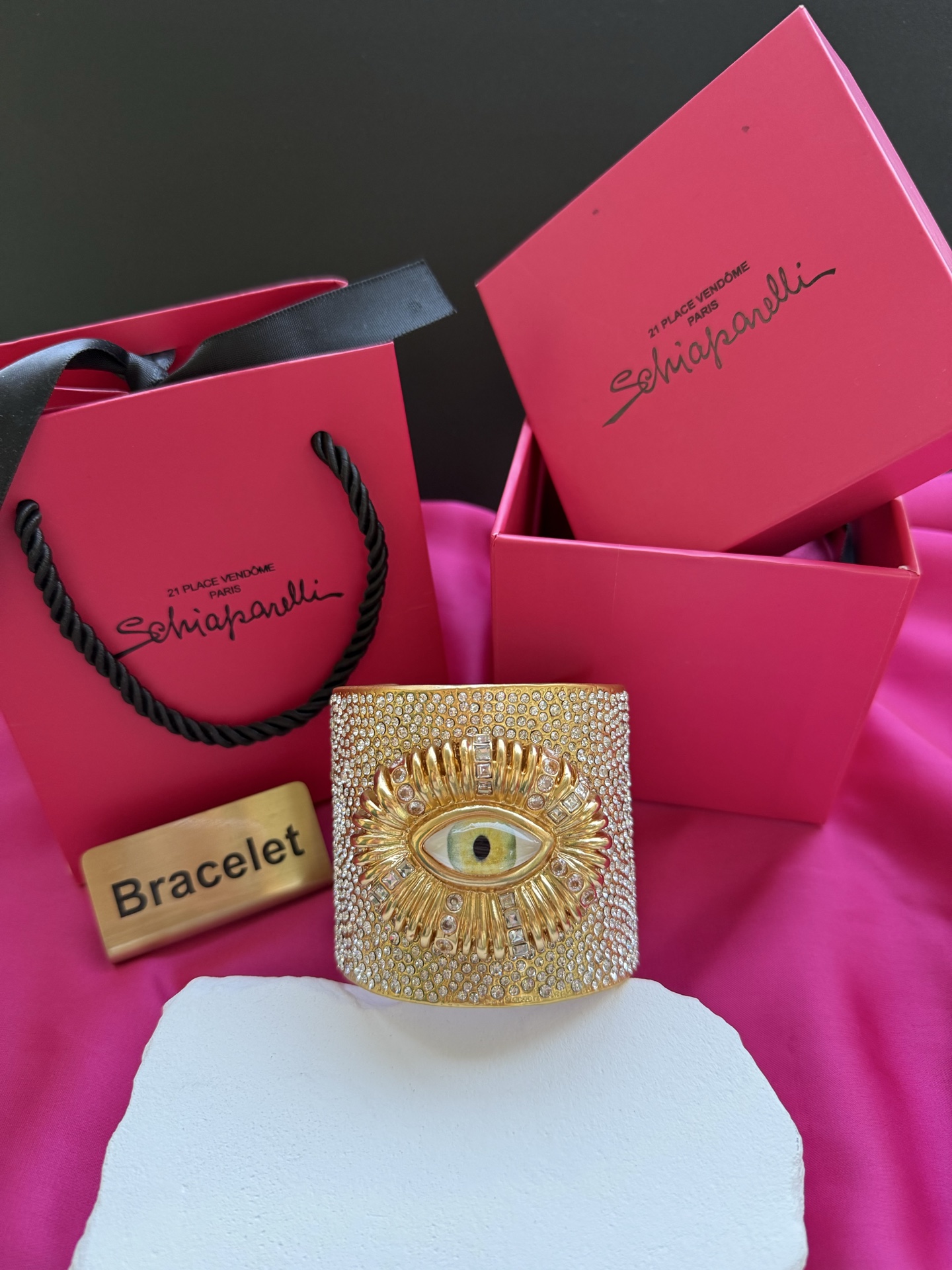 Браслет с глазом Schiaparelli