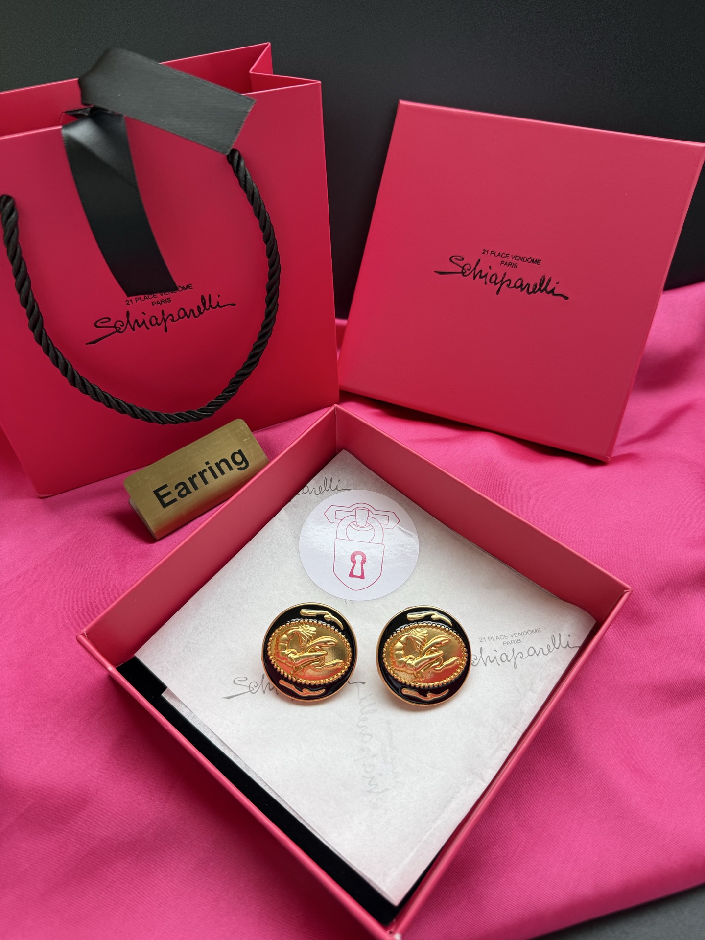 Серьги Schiaparelli