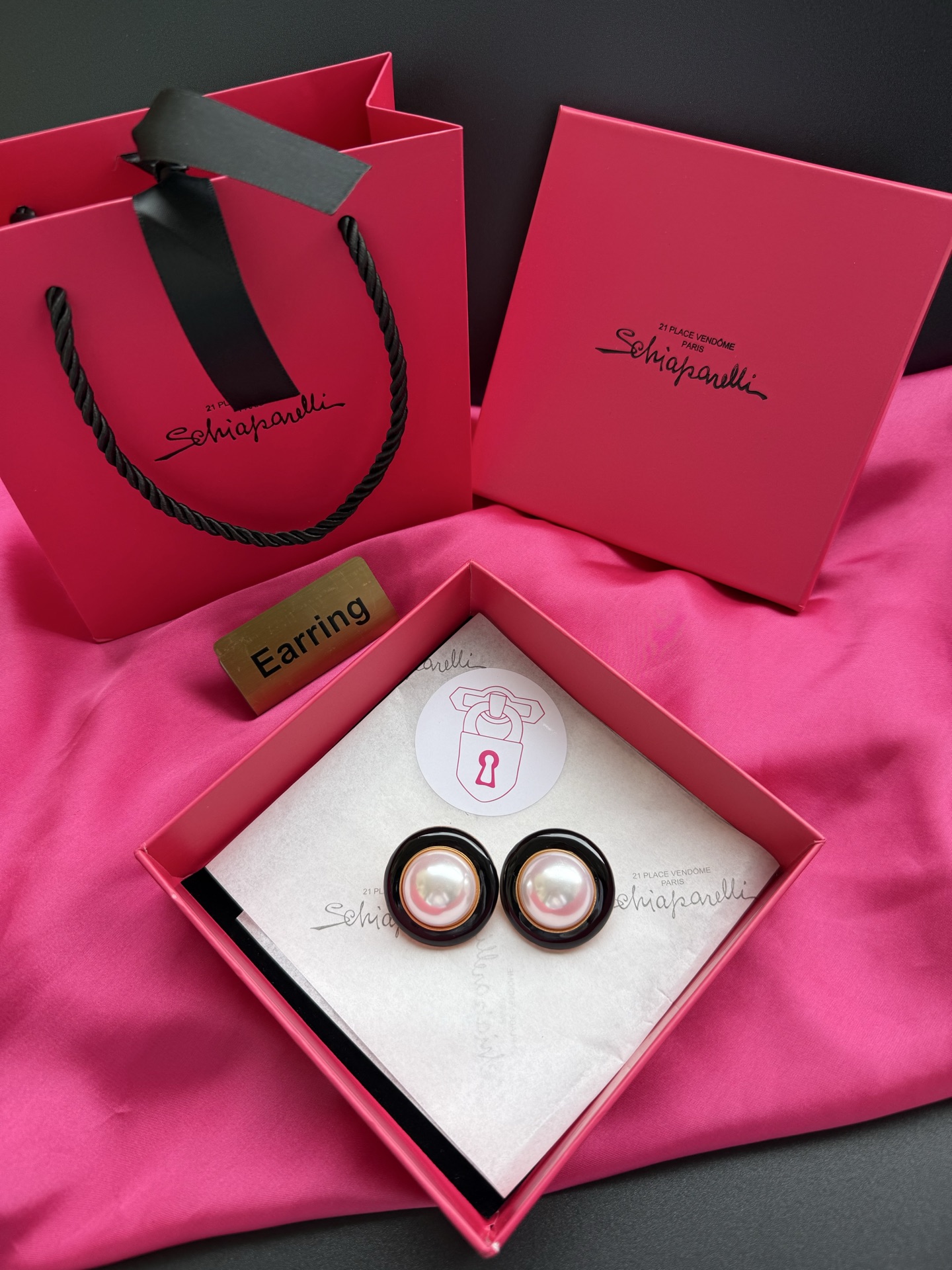 Серьги Schiaparelli