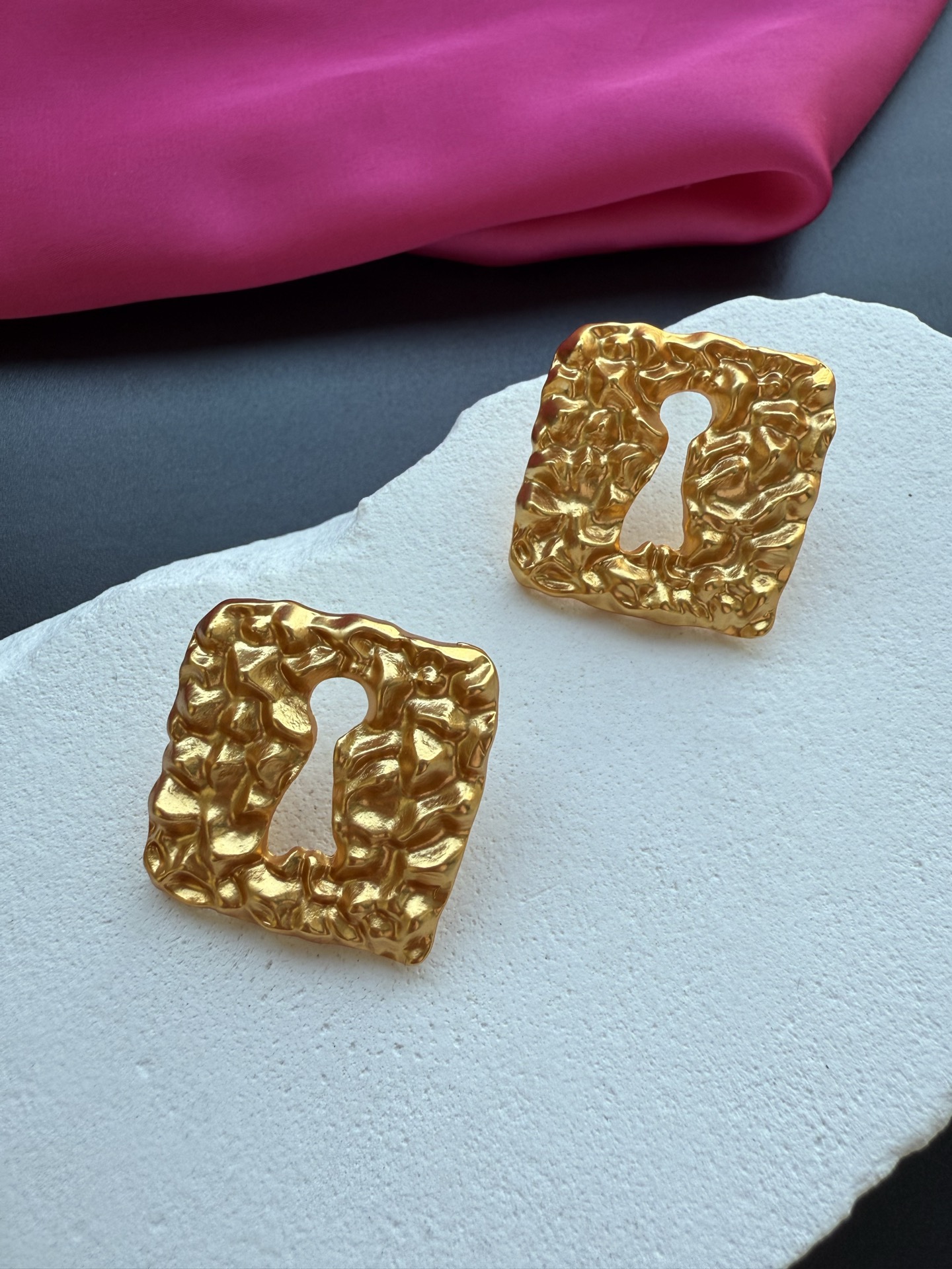 Серьги Schiaparelli