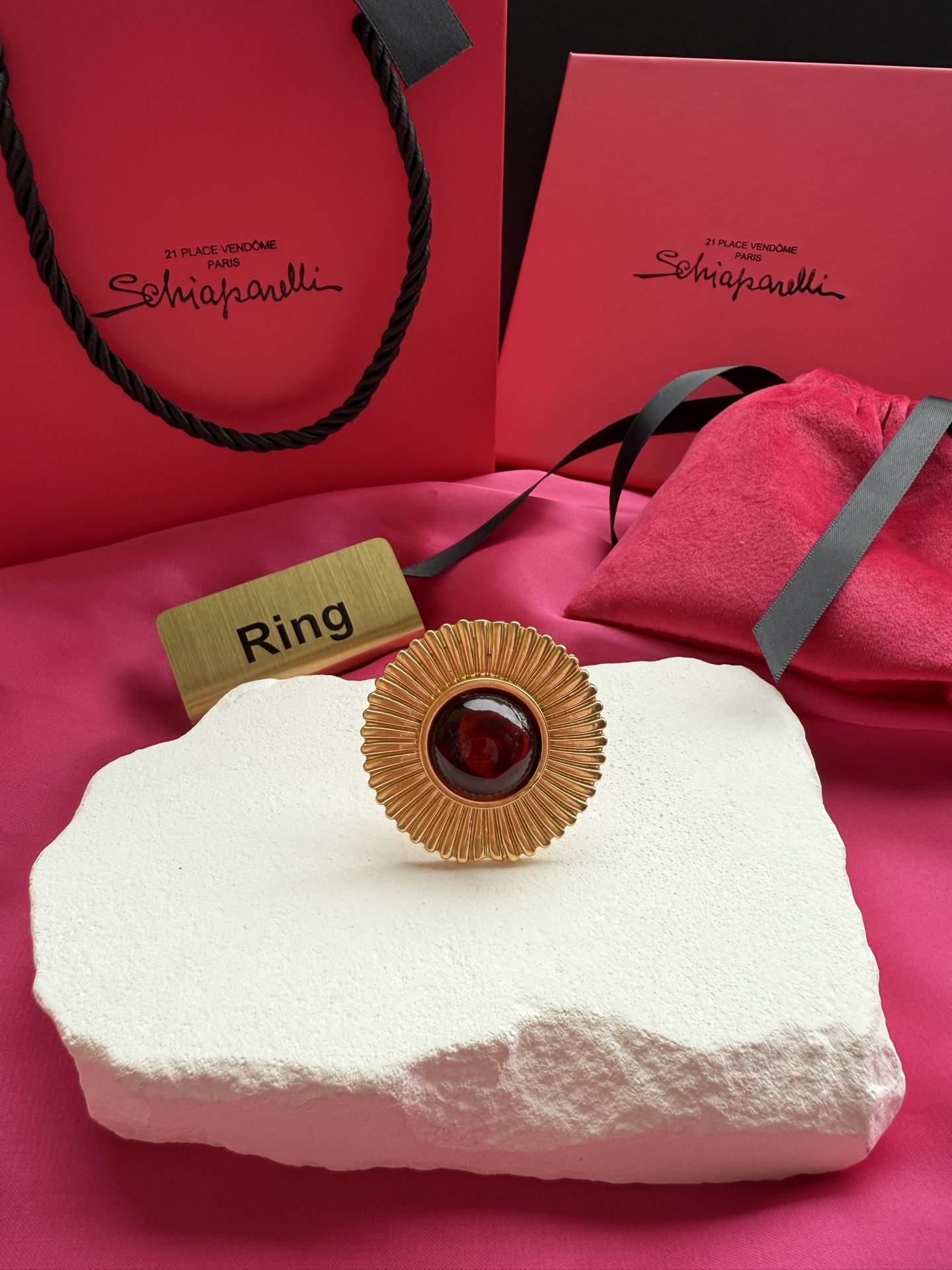 Кольцо Schiaparelli