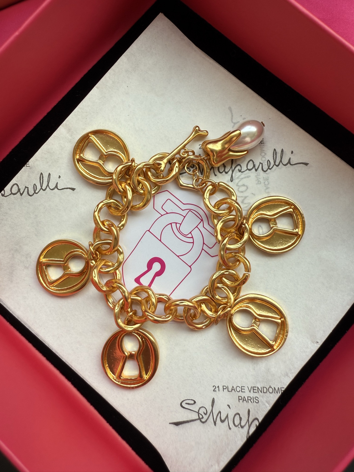 Браслет с подвесками Schiaparelli