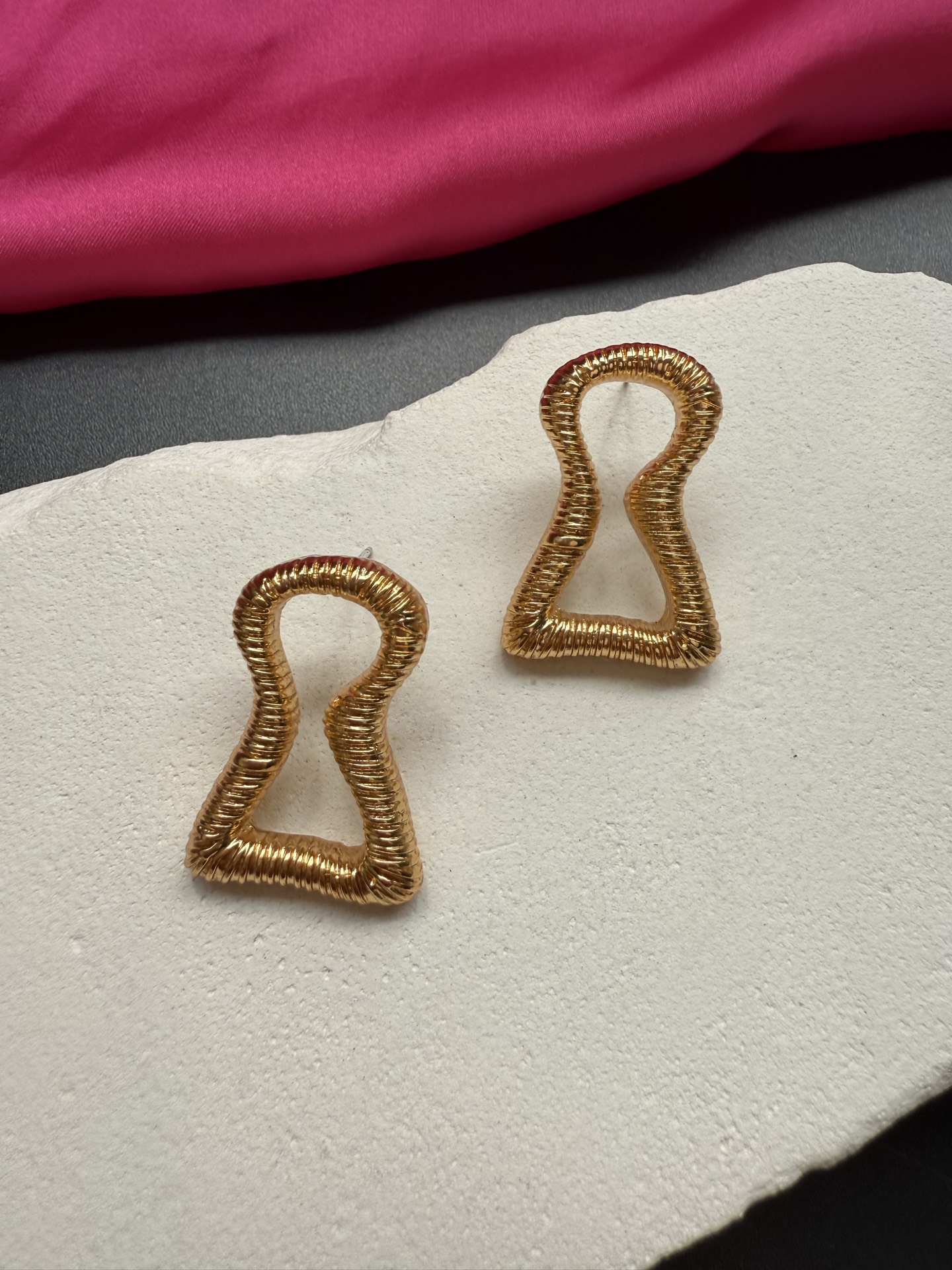 Серьги Schiaparelli