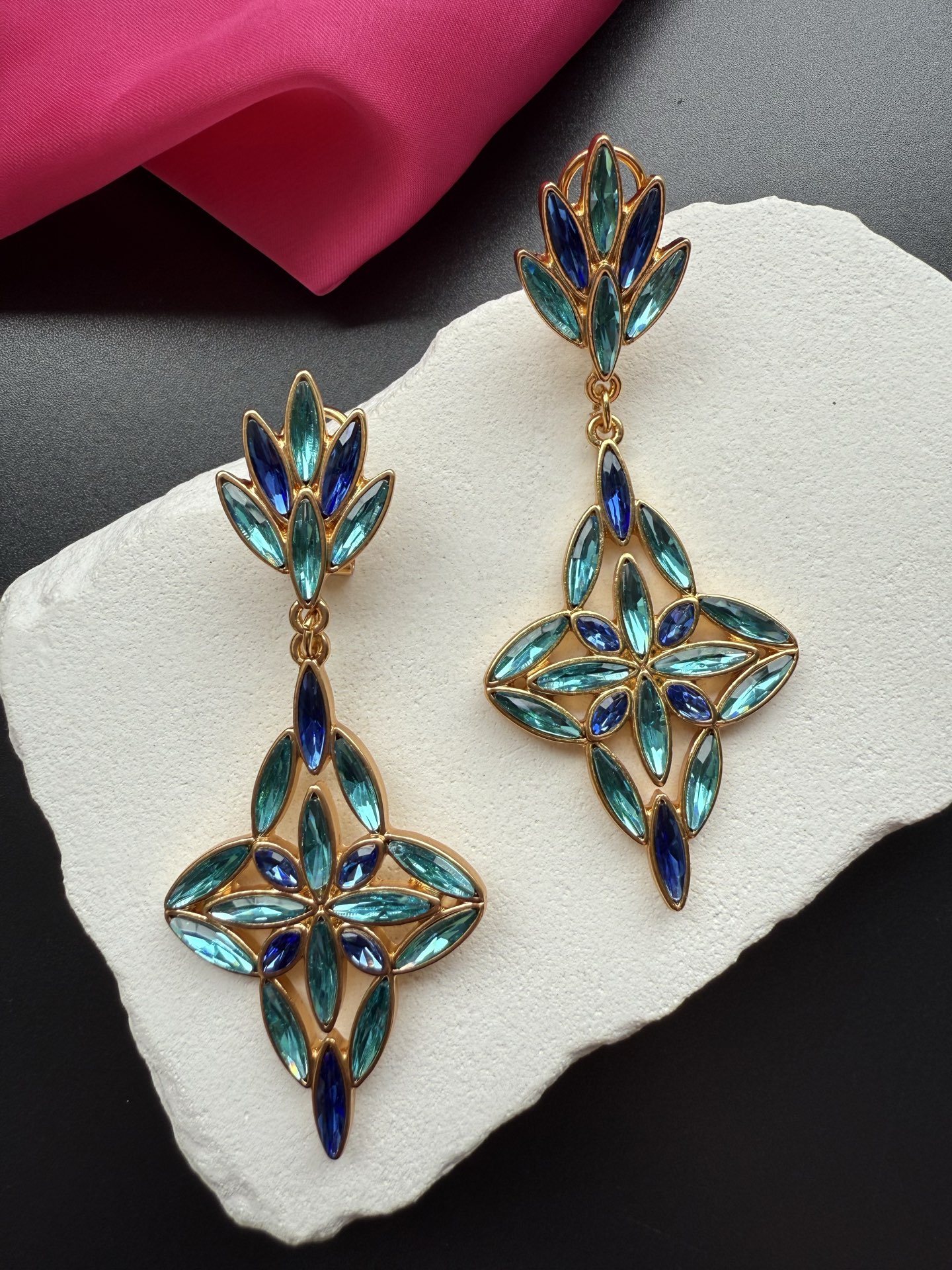 Серьги Schiaparelli
