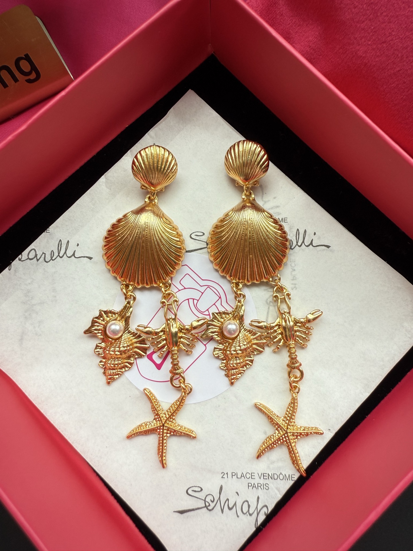 Золотистые серьги с морскими мотивами Schiaparelli