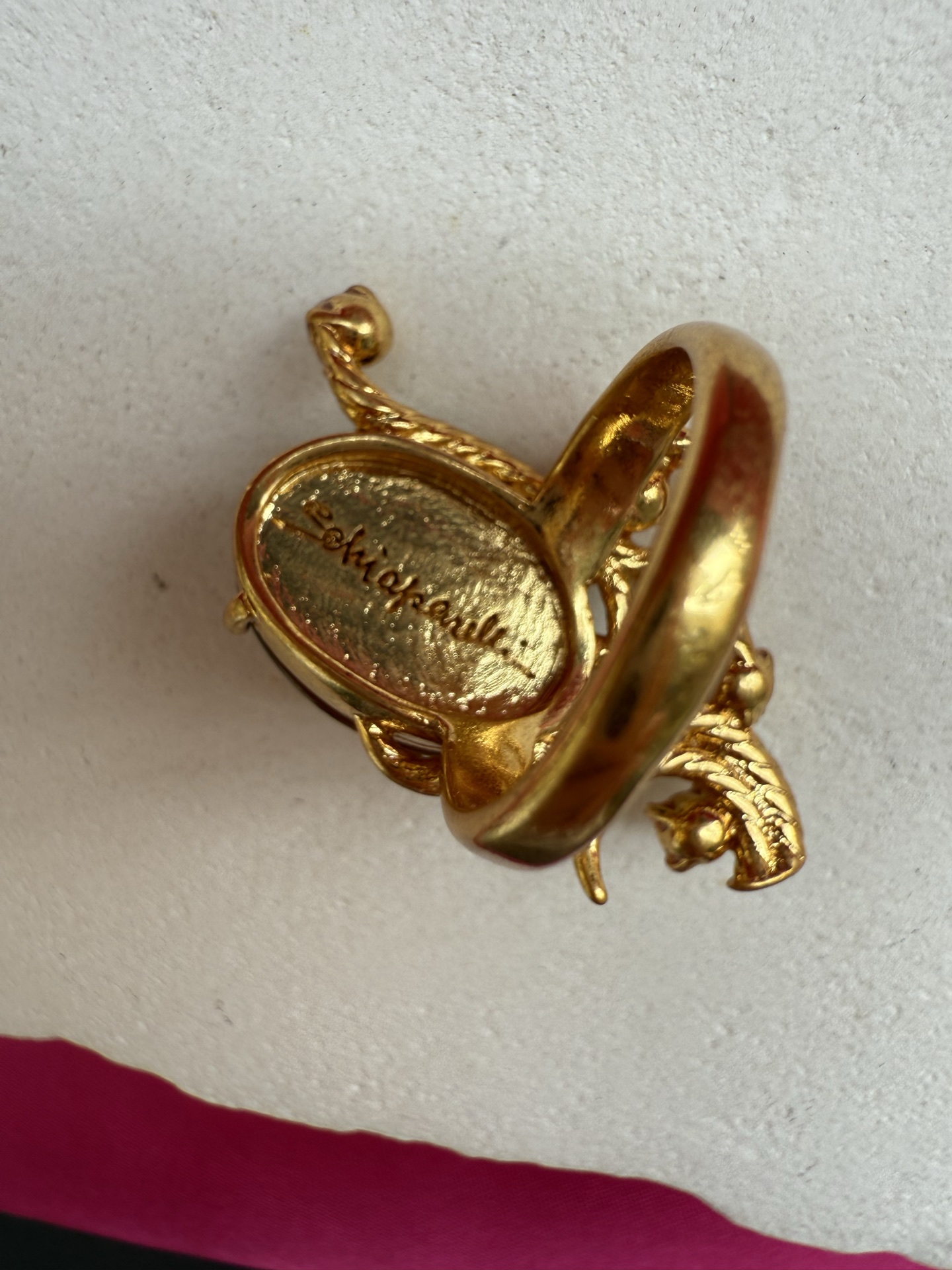 Кольцо с тигровым глазом и кристаллами Schiaparelli