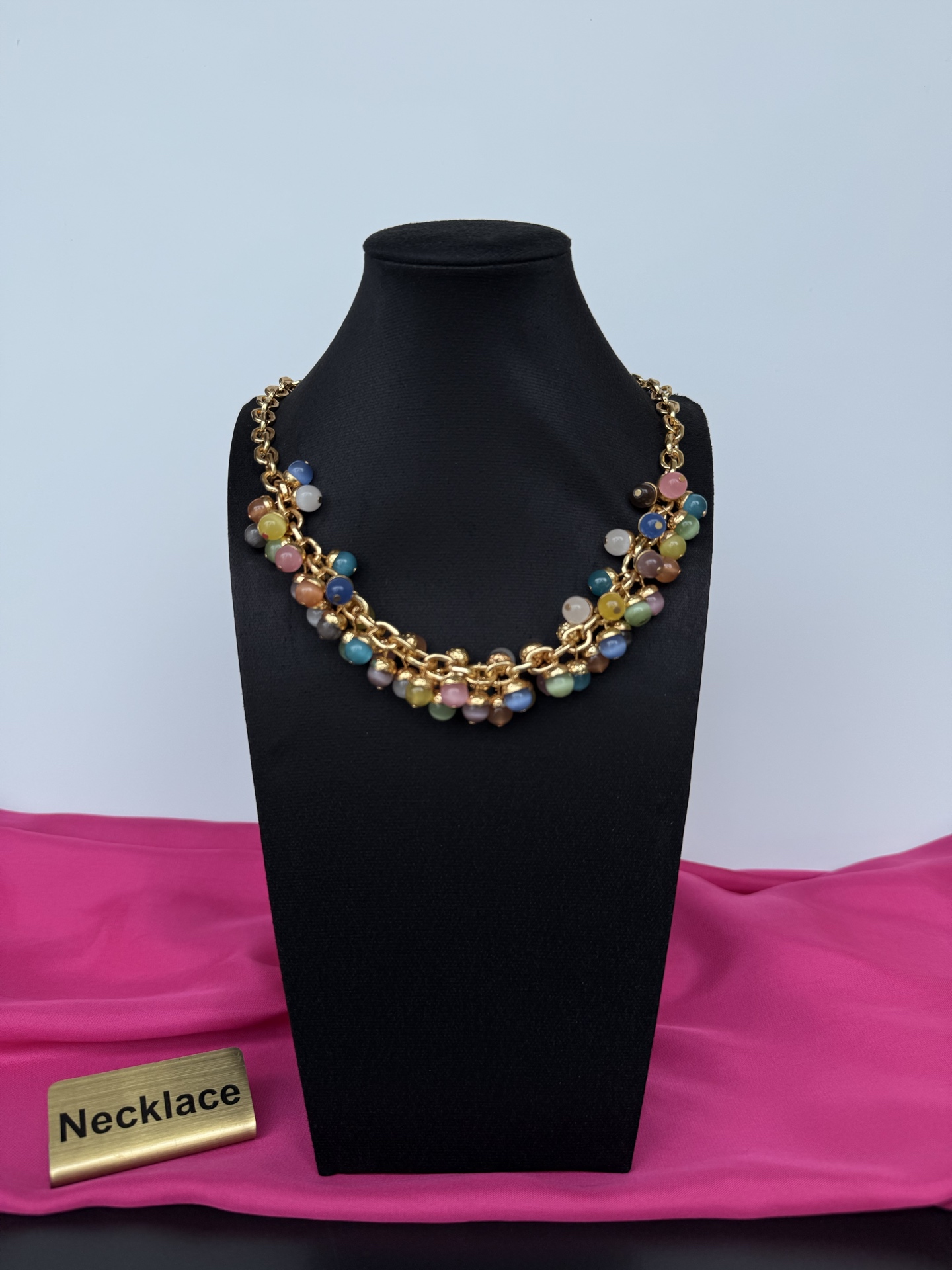 Колье с разноцветными камнями Schiaparelli