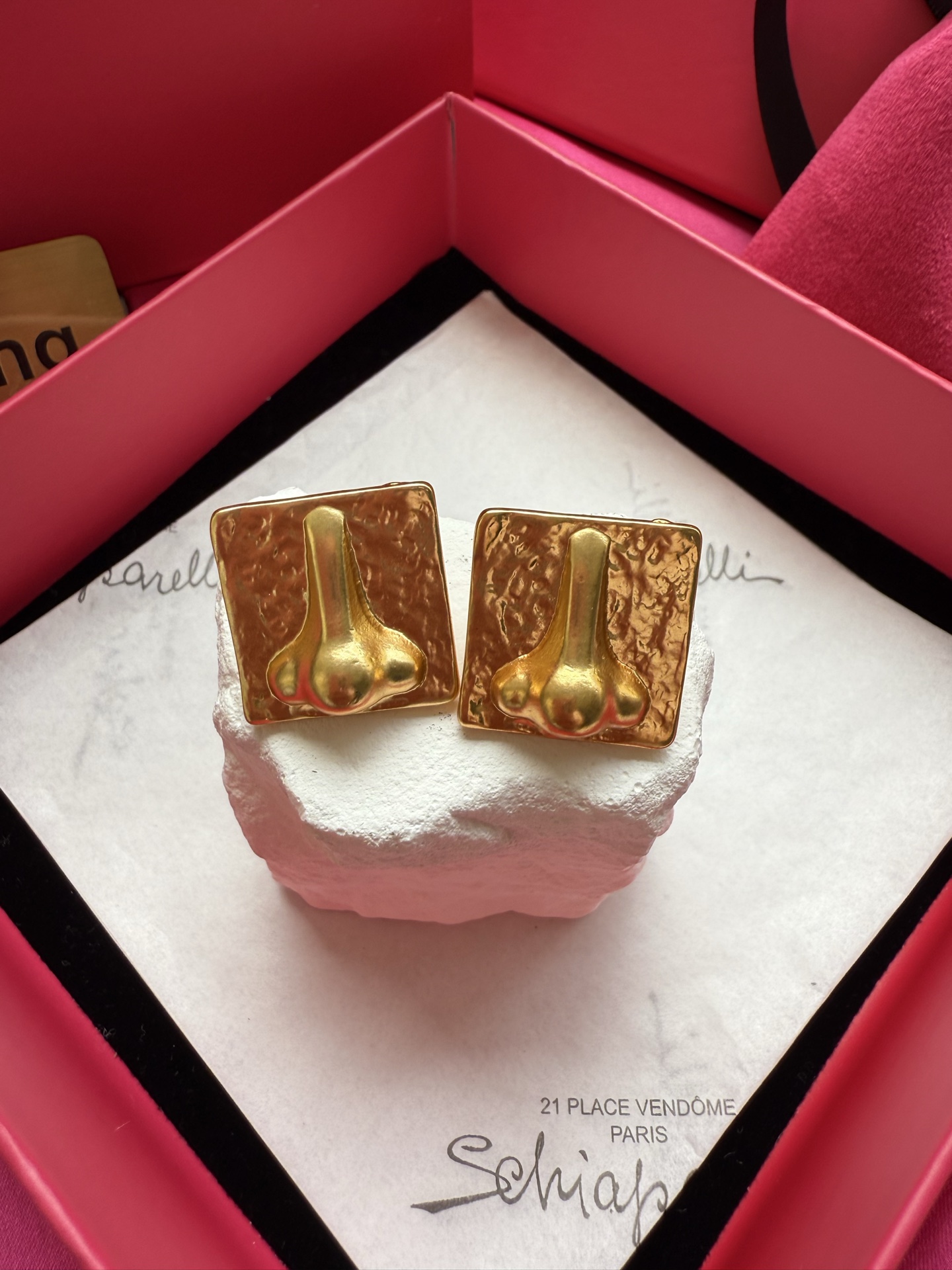 Серьги Schiaparelli
