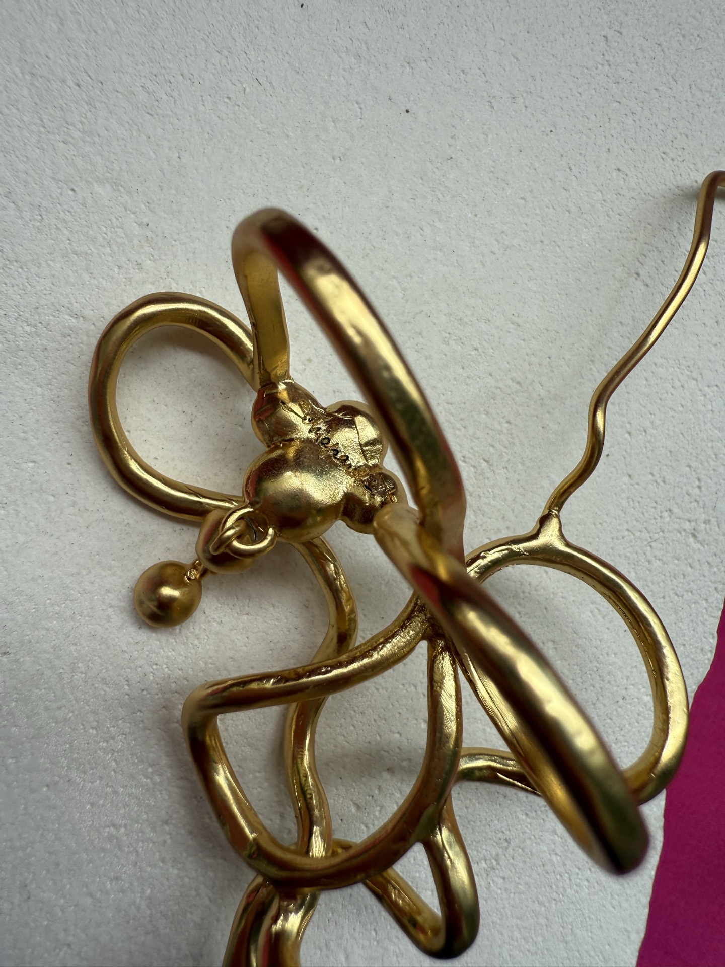 Золотистое кольцо с кристаллами Schiaparelli