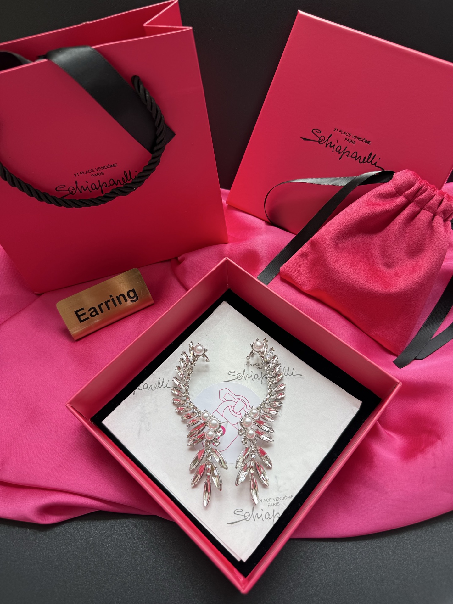 Серьги Schiaparelli с жемчугом и кристаллами