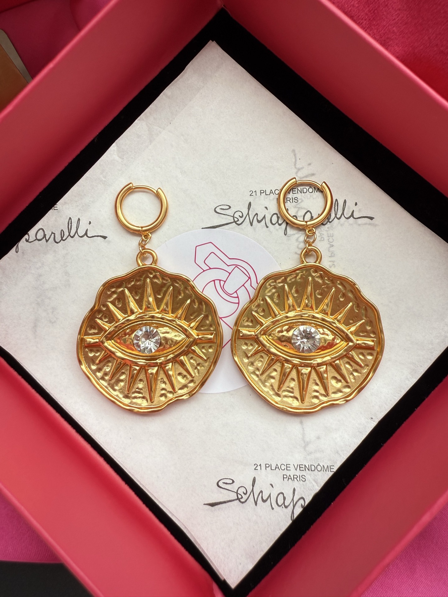 Серьги с глазом Schiaparelli