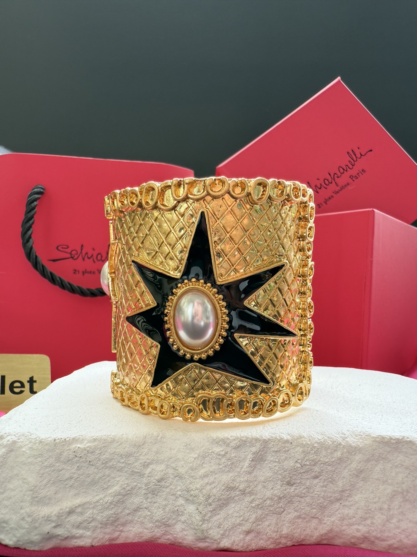 Браслет Schiaparelli