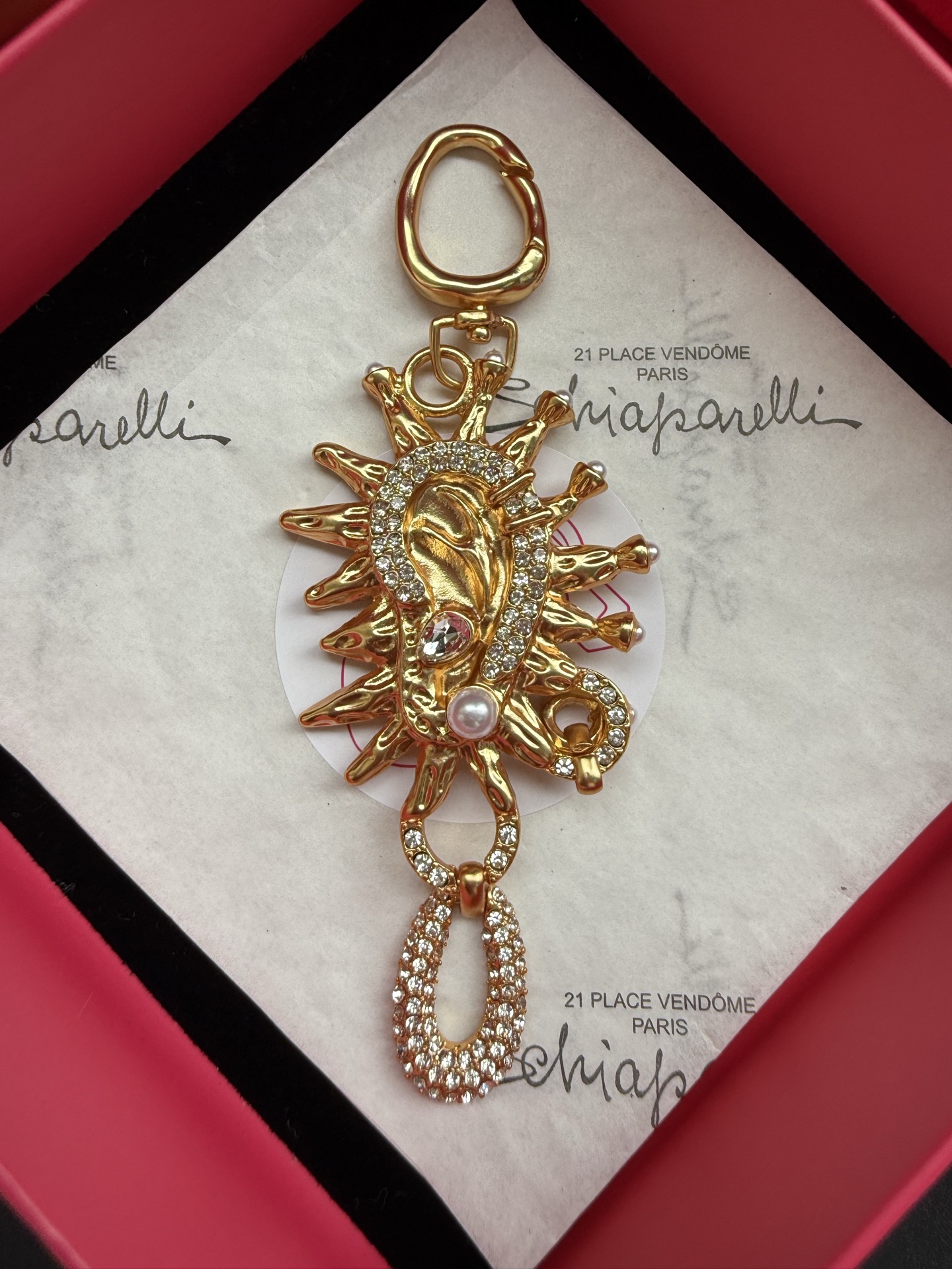 Подвеска Schiaparelli