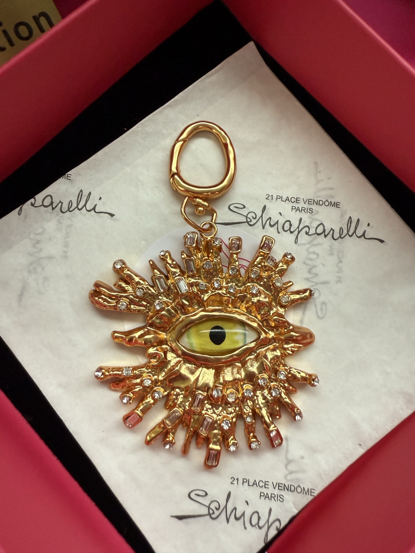 Подвеска Schiaparelli с глазом