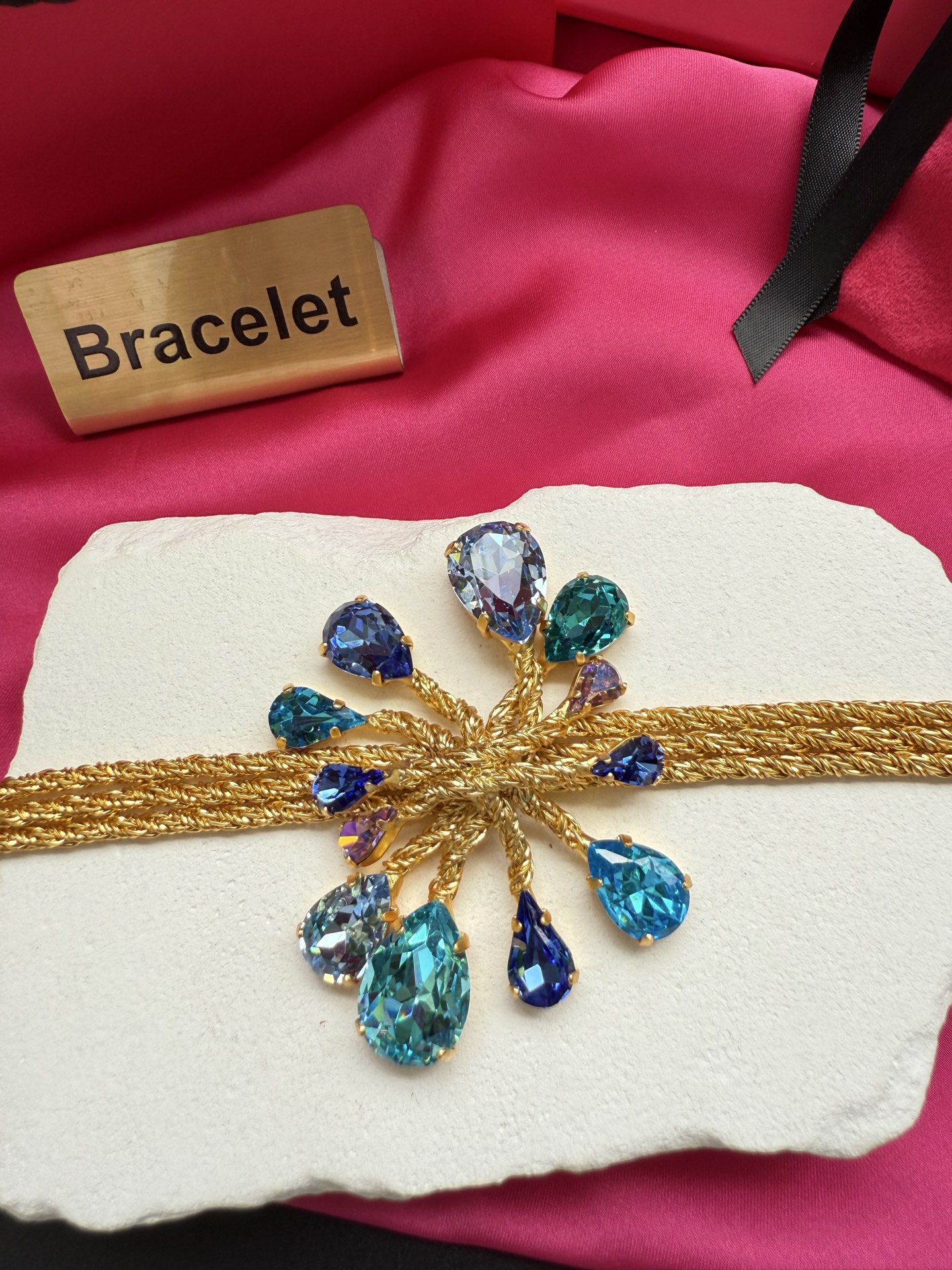 Браслет с кристаллами Schiaparelli