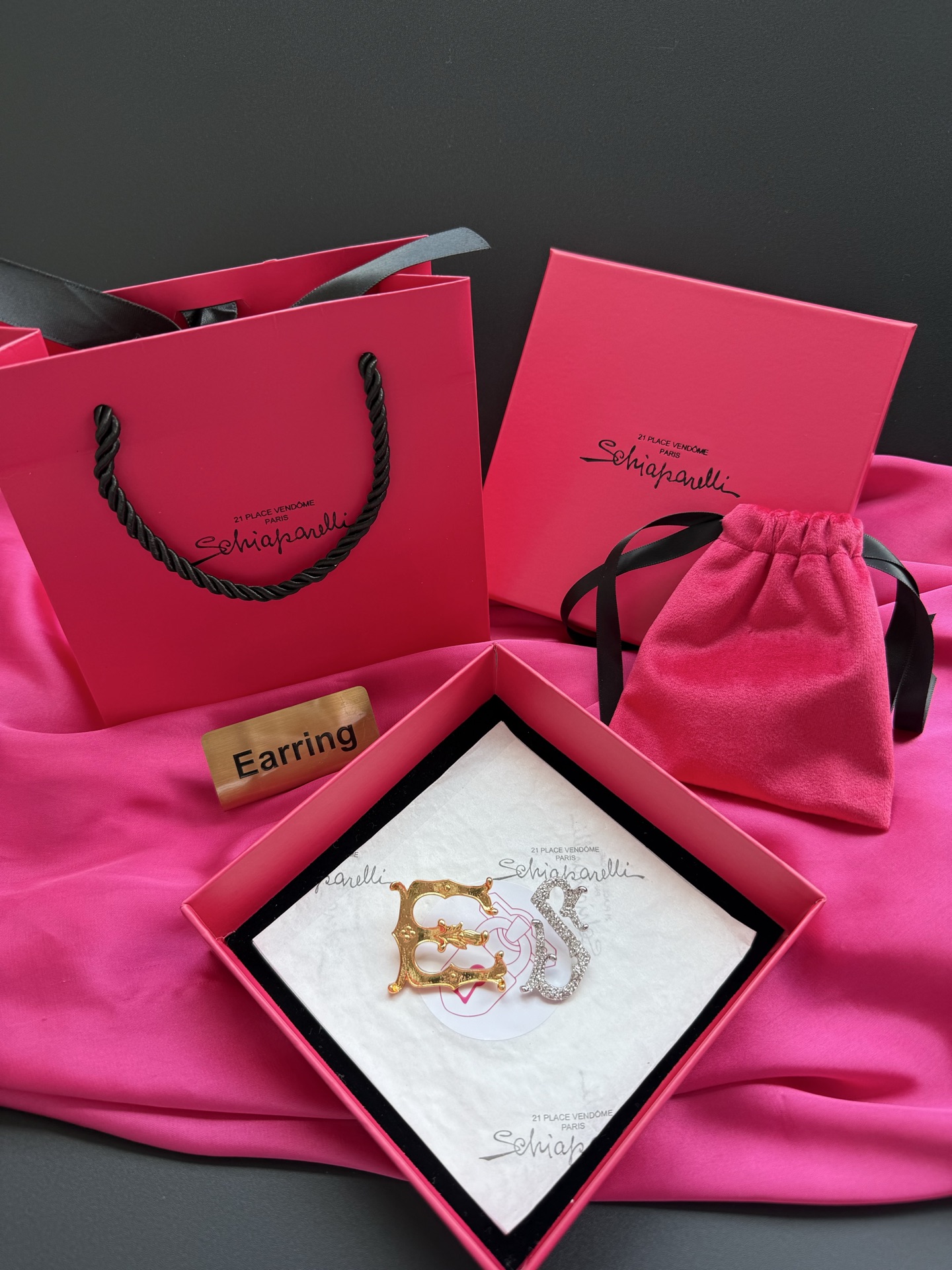 Серьги Schiaparelli