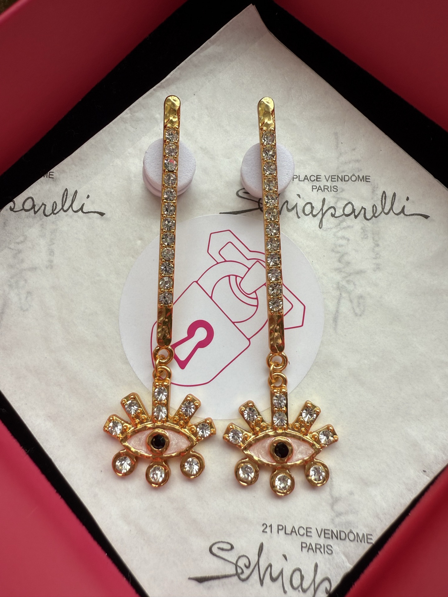 Серьги с глазом Schiaparelli