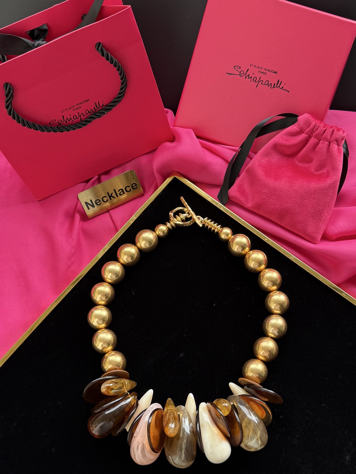 Набор бус из смешанных материалов Schiaparelli