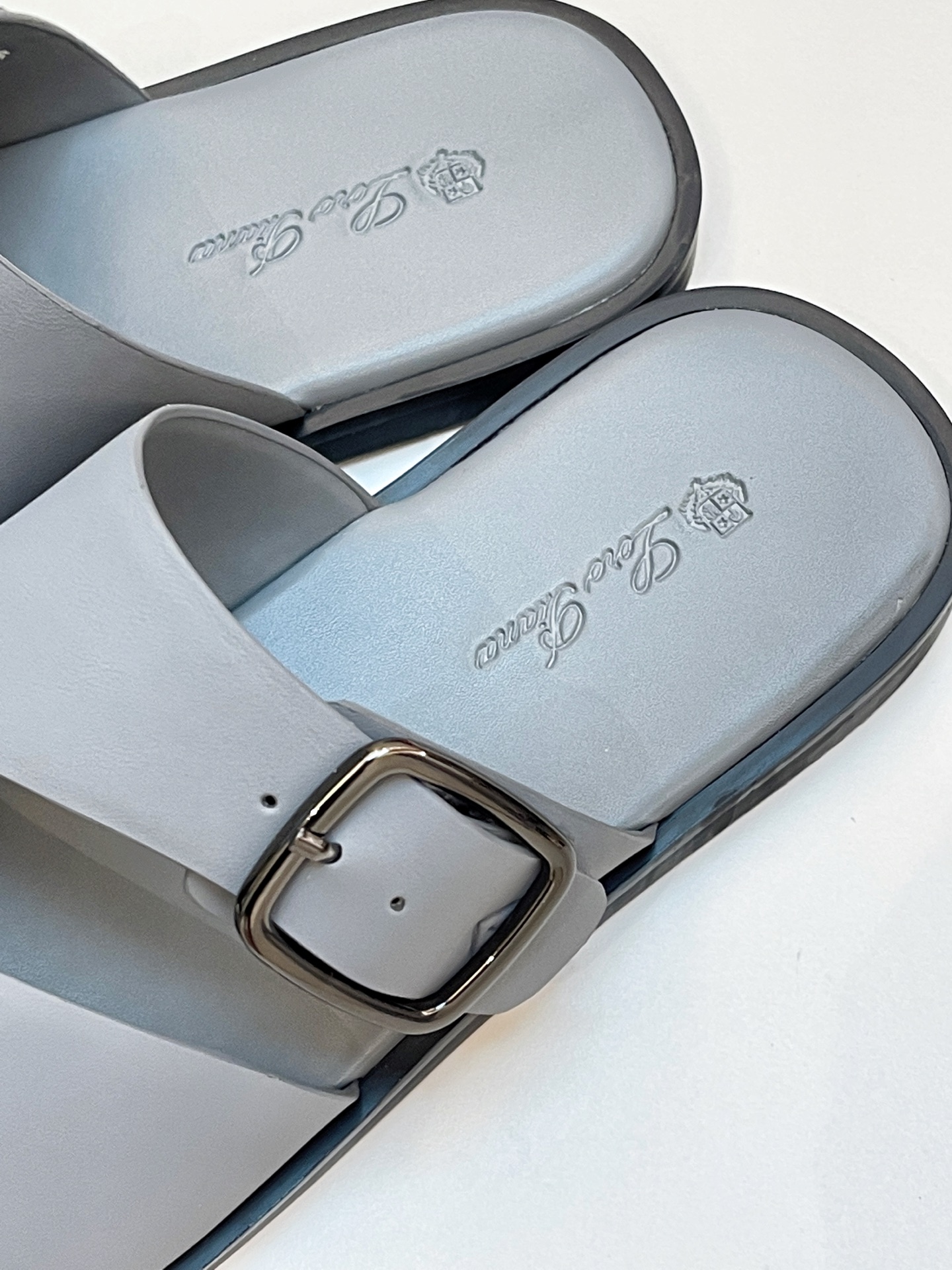 Loro Piana Men's Summer Leather Slides Sandals, Comfortable and Stylish 9 i1746550034228 6857 0 7