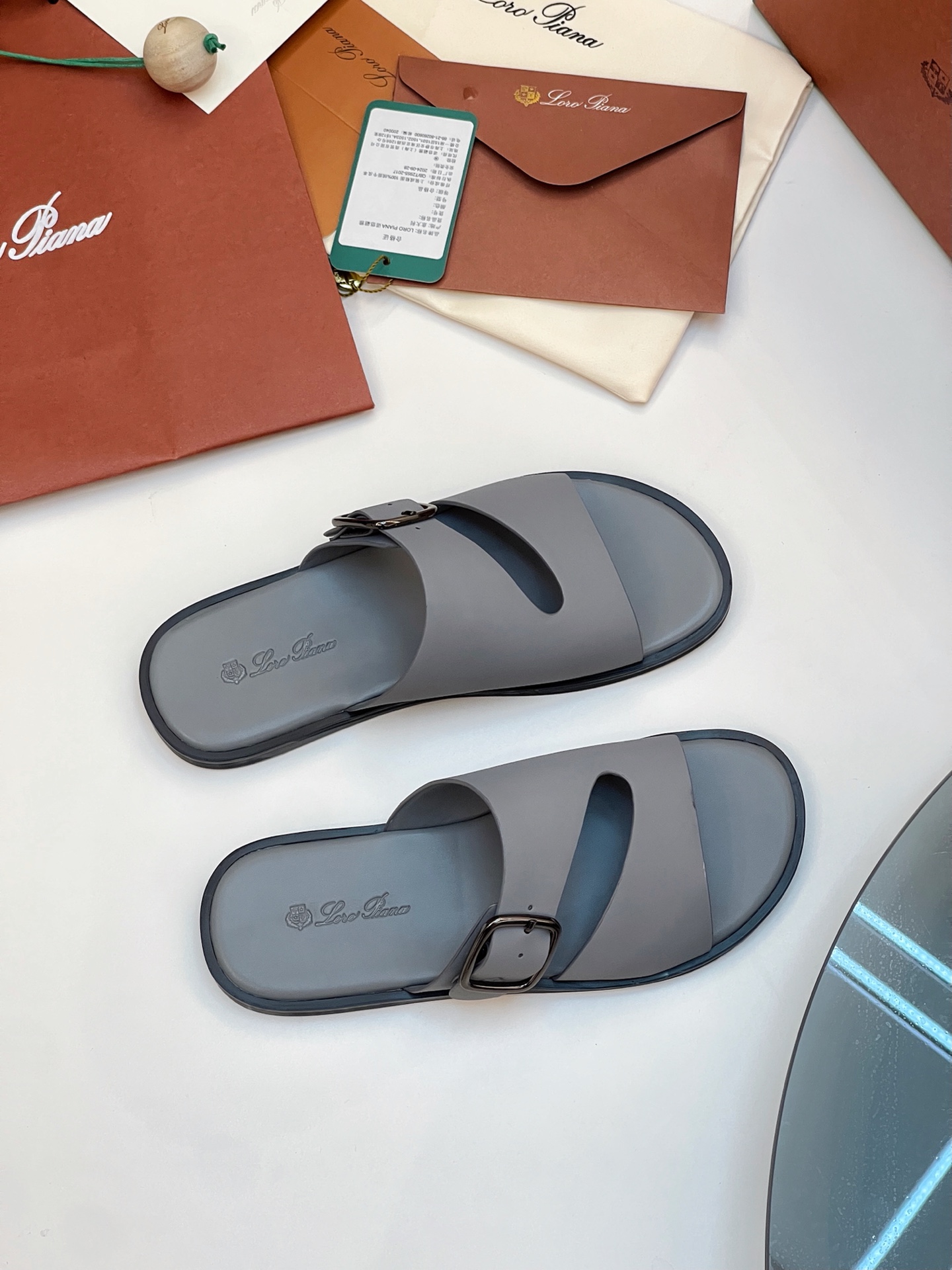 Loro Piana Men's Summer Leather Slides Sandals, Comfortable and Stylish 5 i1746550040835 8929 0 3