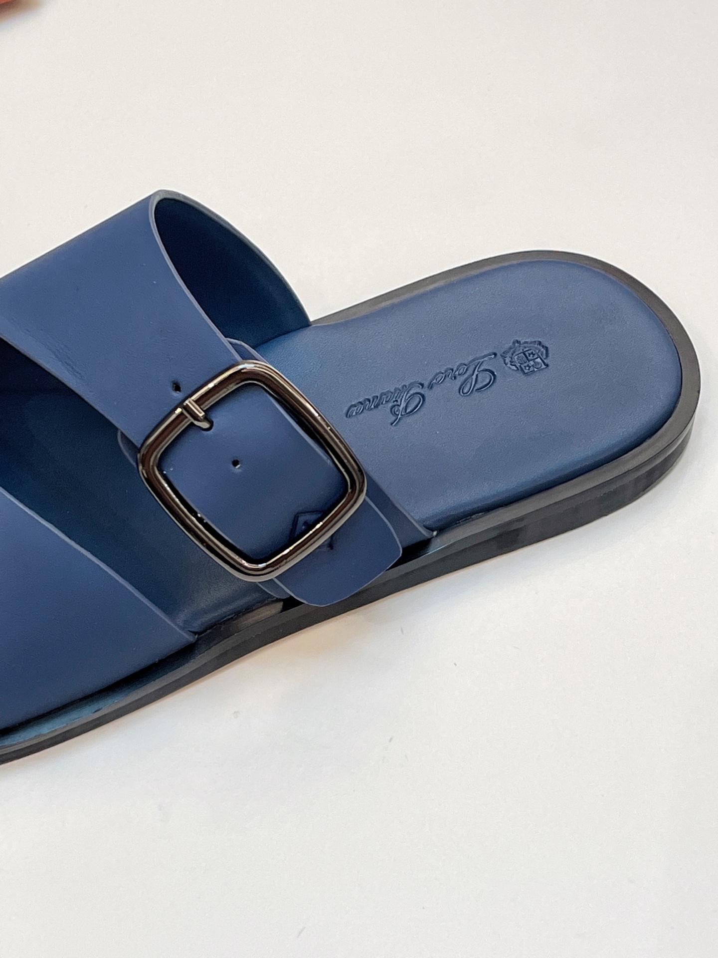Loro Piana Men's Leather Buckle Slide Sandals - Stylish & Comfortable 9 i1746550474519 9052 0 7