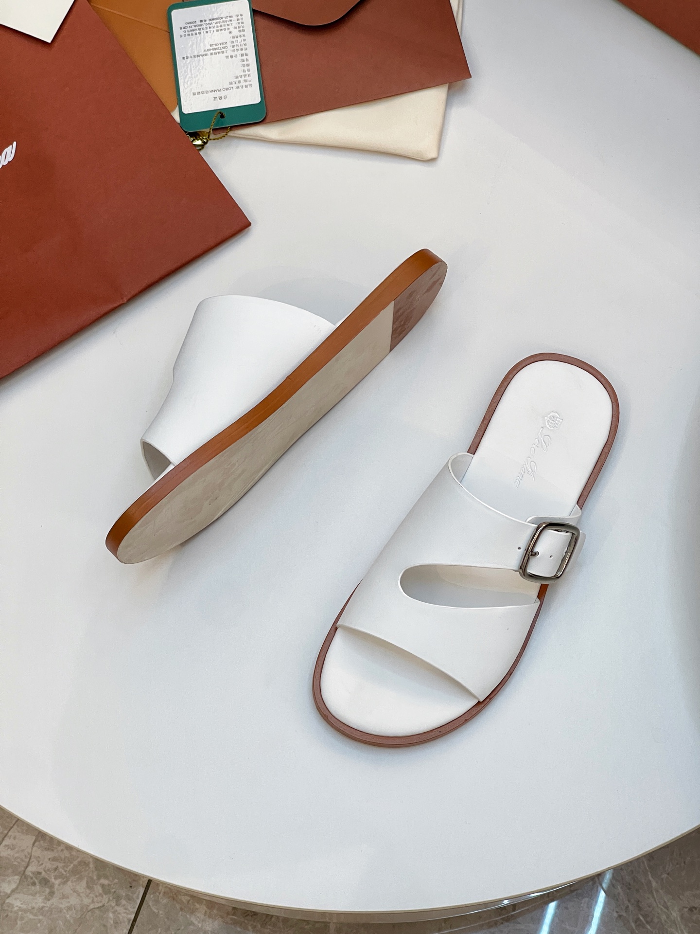 Loro Piana Men's Summer Leather Sandals - Stylish & Comfortable 8 i1746550498872 30 0 5