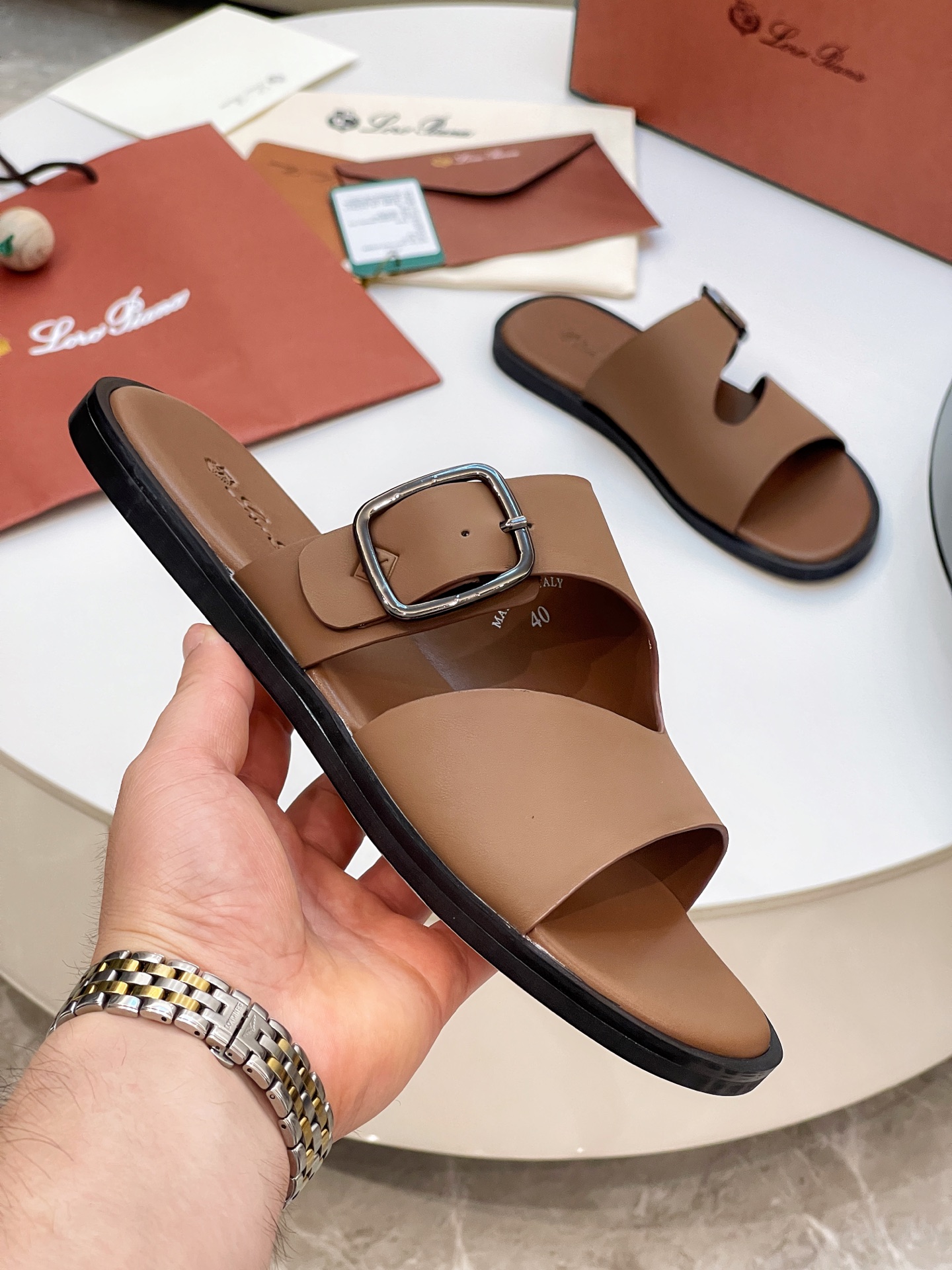 Loro Piana Men's Leather Sandals - Italian Craftsmanship & Comfort 3 i1746550587405 1978 0 1