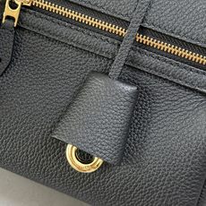 Lori piana诺悠翩雅 Extra Softy Bag L29手袋 颜色:黑色 款号:FAW0113 Extra Lori piana诺悠翩雅 Extra Softy Bag L29手袋 颜色:黑色 款号:FAW0113 Extra