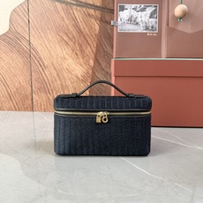 Loro piana Extra Pocket L19手拿包 小牛皮/货号:FAI8393 颜色:深蓝条纹布 产品详情 Loro piana Extra Pocket L19手拿包 小牛皮/货号:FAI8393 颜色:深蓝条纹布 产品详情