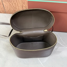 Loro piana Extra Softy Case L21手袋 款号:FLW0346 颜色:咖啡色羊皮 Extra Loro piana Extra Softy Case L21手袋 款号:FLW0346 颜色:咖啡色羊皮 Extra