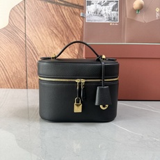 Loro piana Extra Softy Case L21手袋 款号:FLW0346 颜色:黑色羊皮 Extra S Loro piana Extra Softy Case L21手袋 款号:FLW0346 颜色:黑色羊皮 Extra S