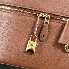 Loro piana Extra Softy Case L21手袋 款号:FLW0346 颜色:暖棕色羊皮 Extra Loro piana Extra Softy Case L21手袋 款号:FLW0346 颜色:暖棕色羊皮 Extra