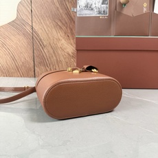 Loro piana Extra Softy Case L21手袋 款号:FLW0346 颜色:暖棕色羊皮 Extra Loro piana Extra Softy Case L21手袋 款号:FLW0346 颜色:暖棕色羊皮 Extra