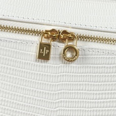 Loro piana Extra Pocket L19手拿包 小牛皮/货号:FAI8393 颜色:嫩白色蜥蜴纹 产品详情 Loro piana Extra Pocket L19手拿包 小牛皮/货号:FAI8393 颜色:嫩白色蜥蜴纹 产品详情