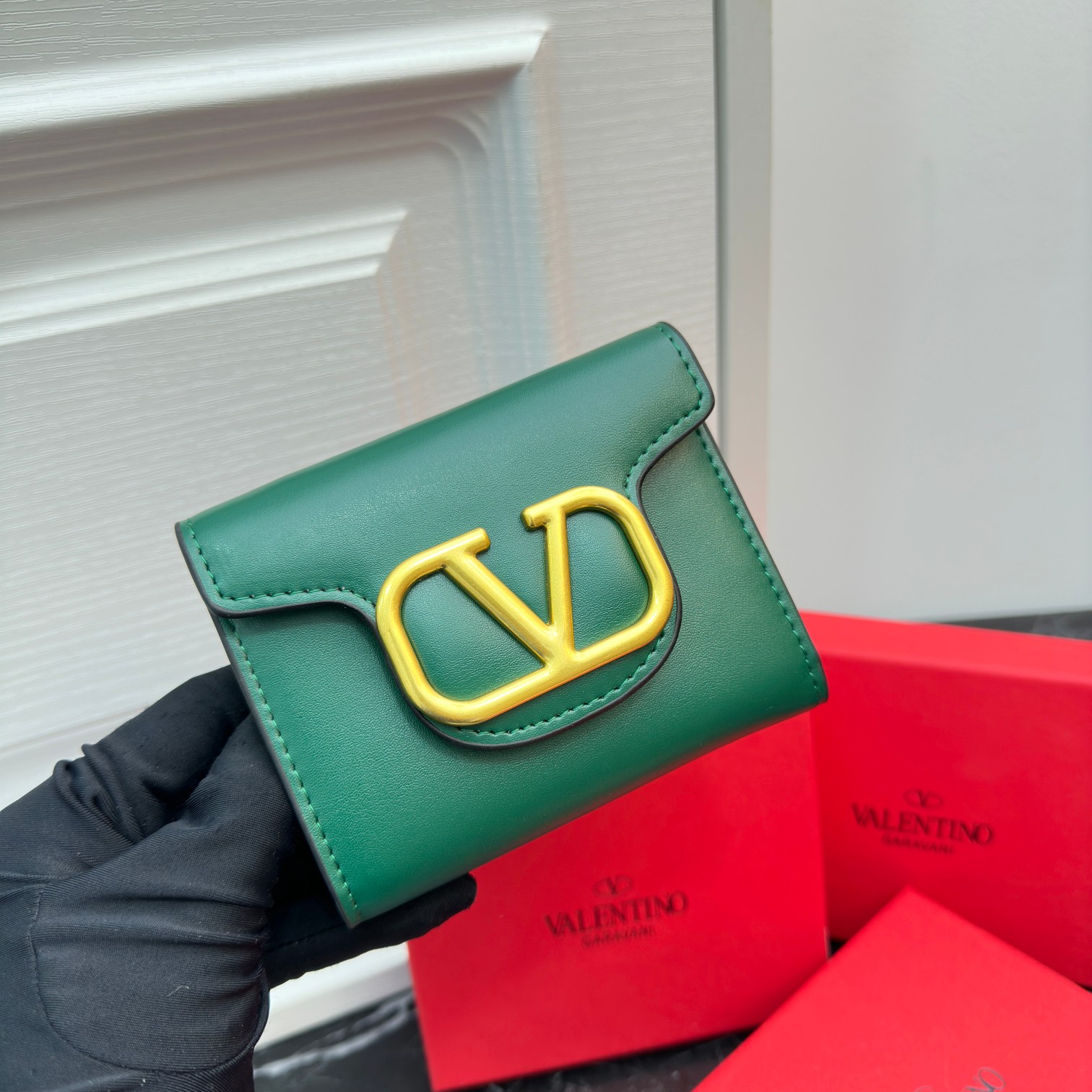 Valentino Wallet Copy AAA+
 Black Blue Green Pink Red Sky Yellow Cowhide
